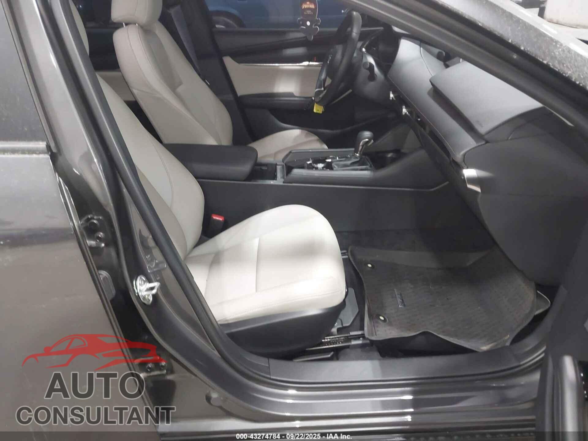 MAZDA MAZDA3 2025 - JM1BPACM0S1758541