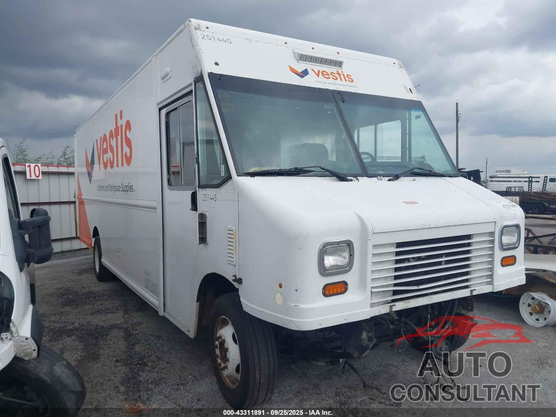 FORD F-59 COMMERCIAL STRIPPED 2015 - 1F66F5KY4F0A04038