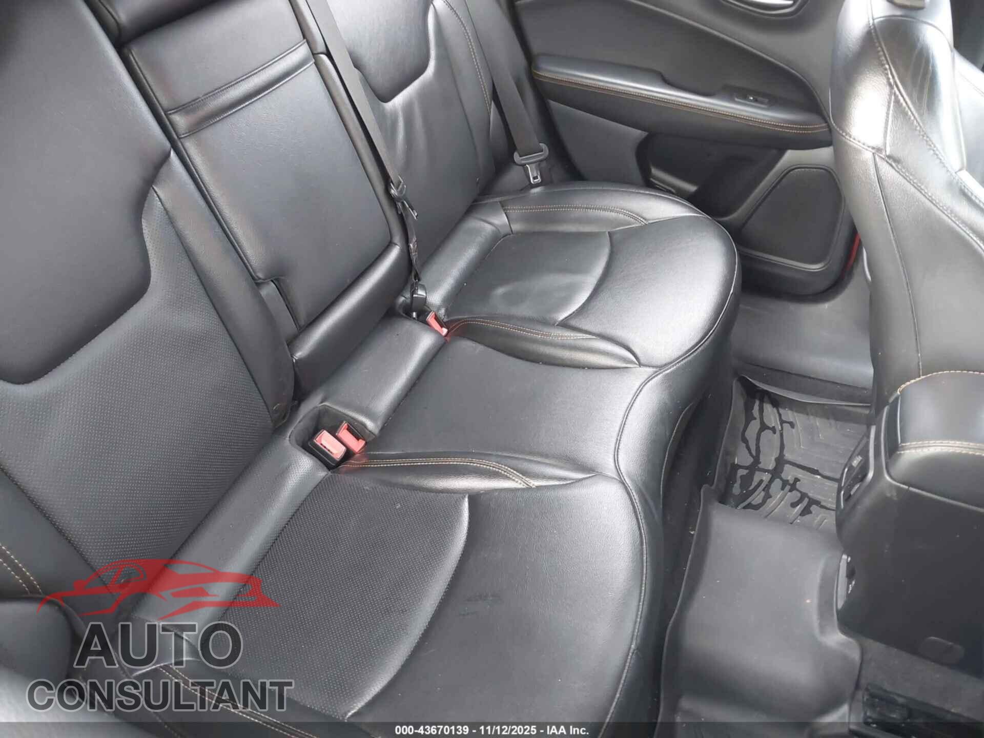 JEEP COMPASS 2019 - 3C4NJDCB2KT753476