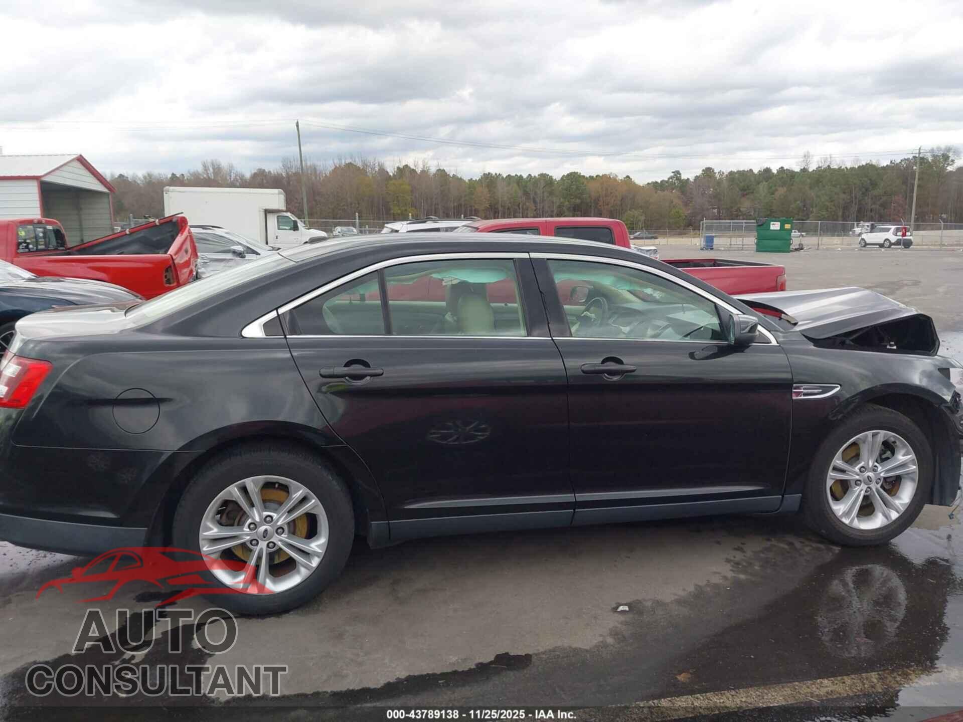 FORD TAURUS 2013 - 1FAHP2E82DG209655