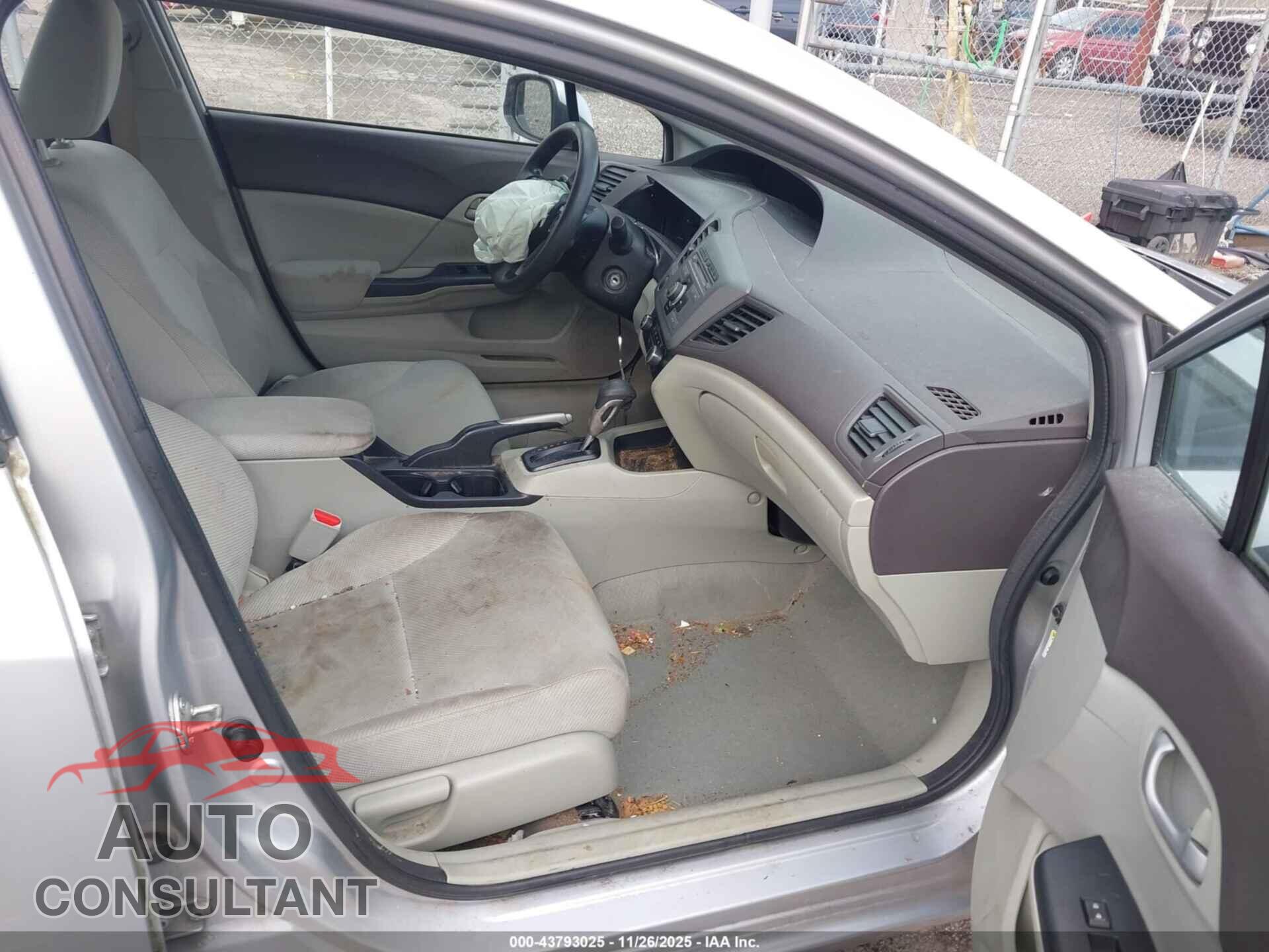 HONDA CIVIC 2012 - 2HGFB2F57CH578908