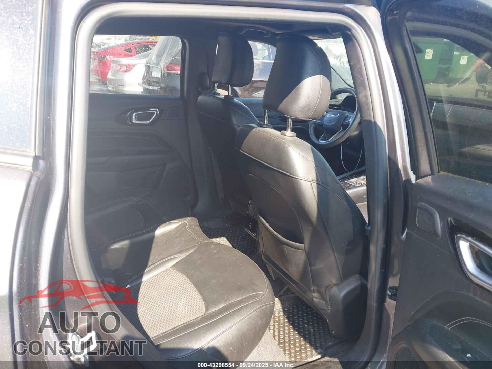 JEEP COMPASS 2023 - 3C4NJDBN2PT512441