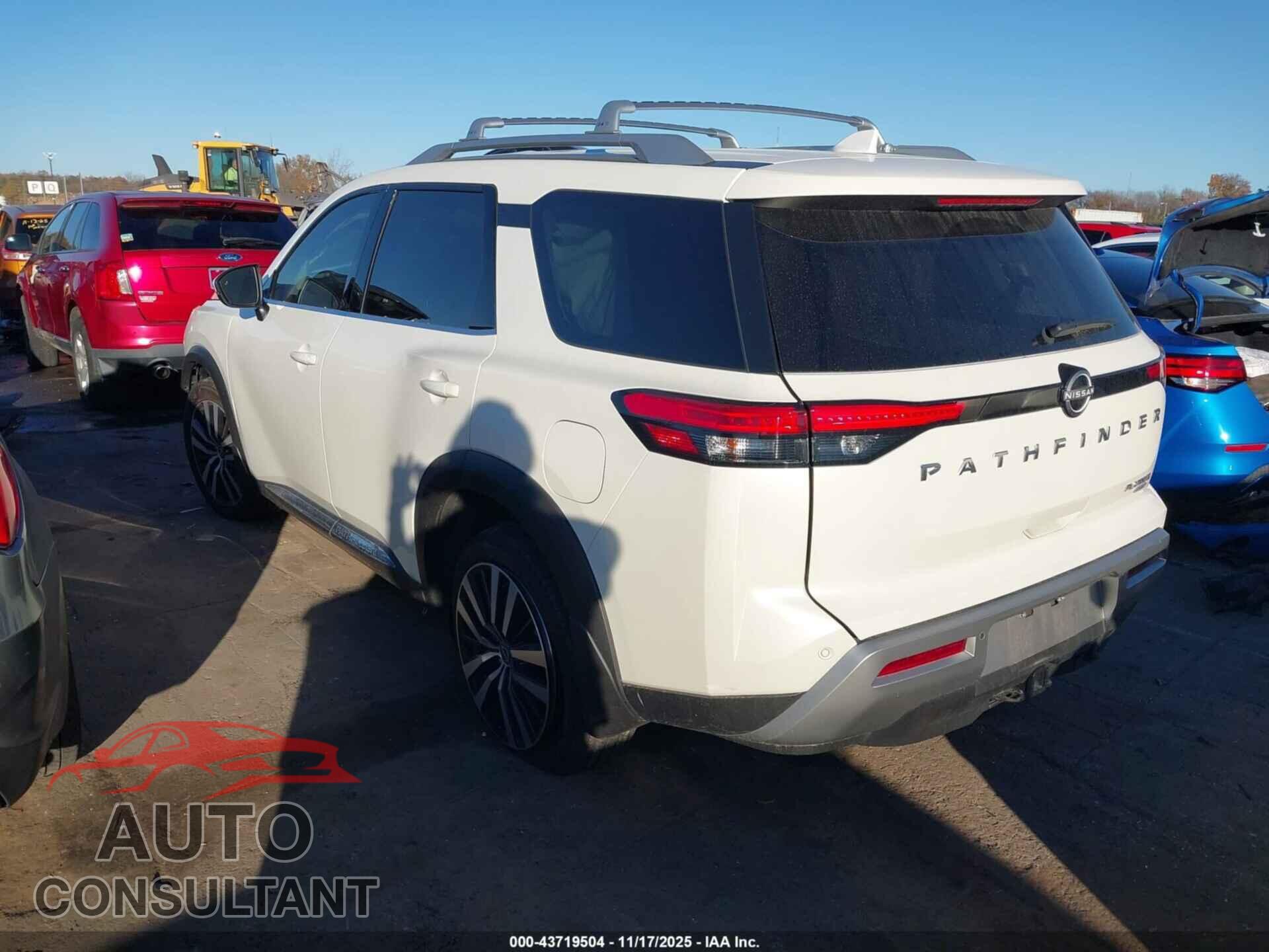 NISSAN PATHFINDER 2024 - 5N1DR3DK3RC252661