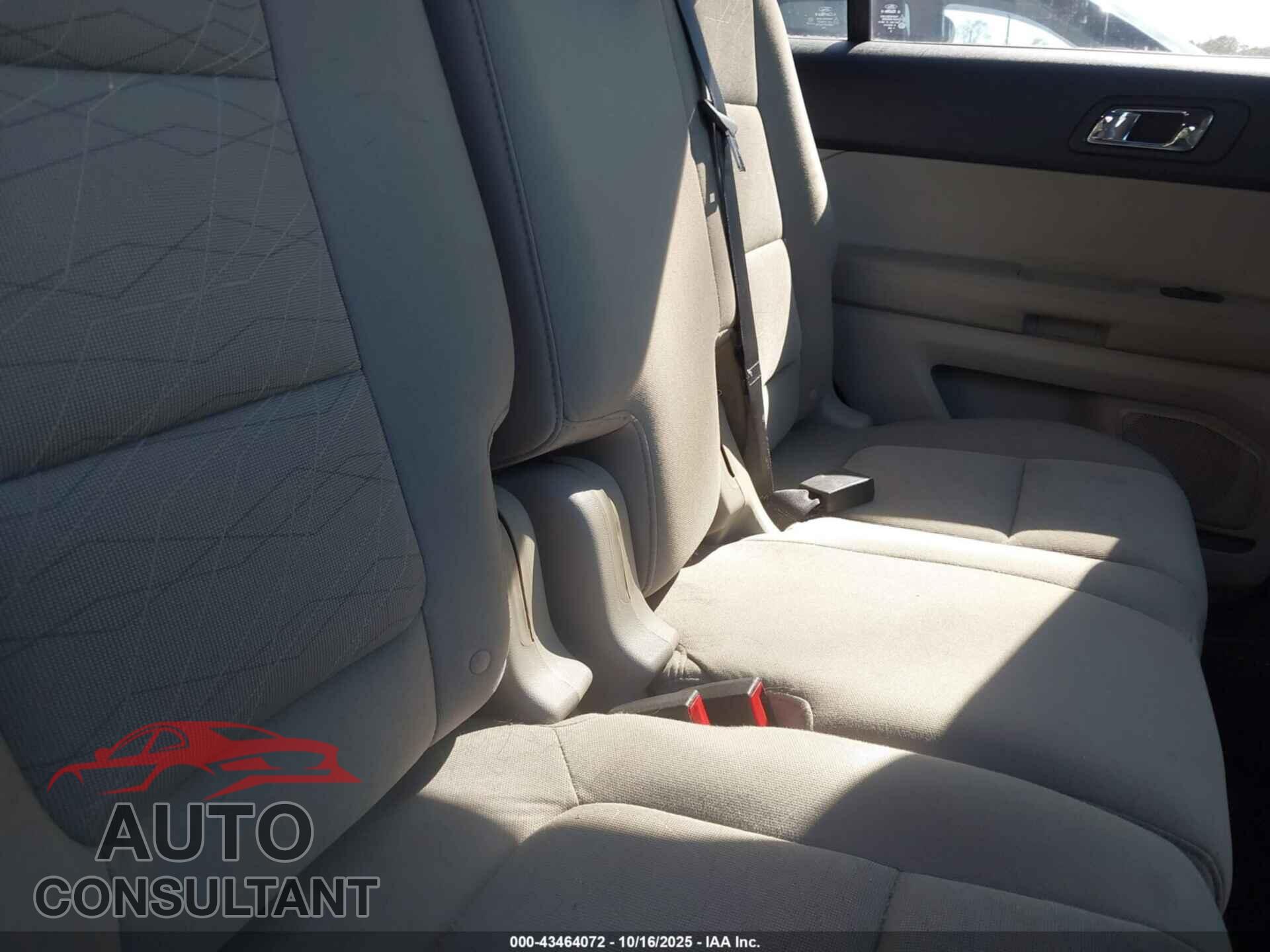 FORD EXPLORER 2015 - 1FM5K7B81FGA60182