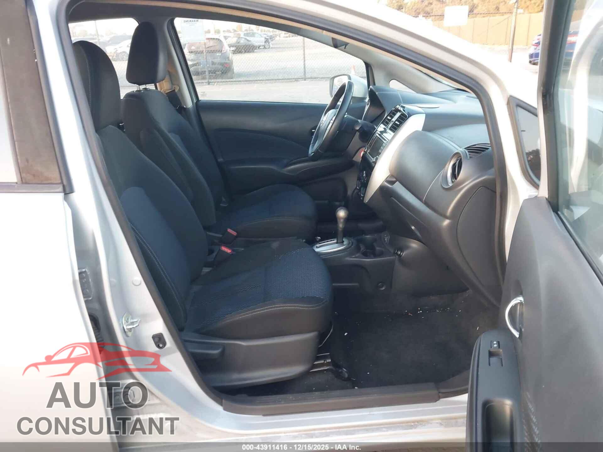 NISSAN VERSA NOTE 2017 - 3N1CE2CP0HL381403