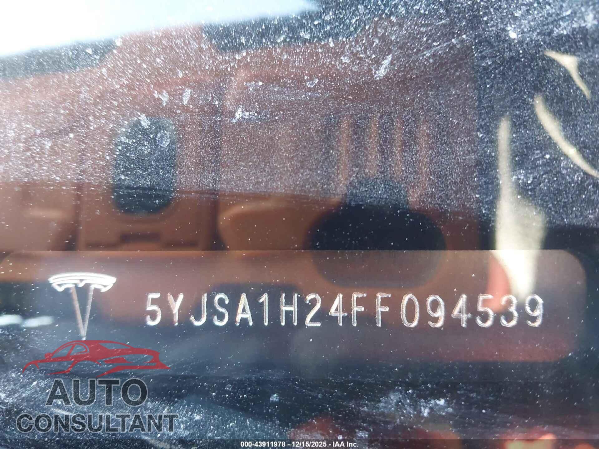TESLA MODEL S 2015 - 5YJSA1H24FF094539