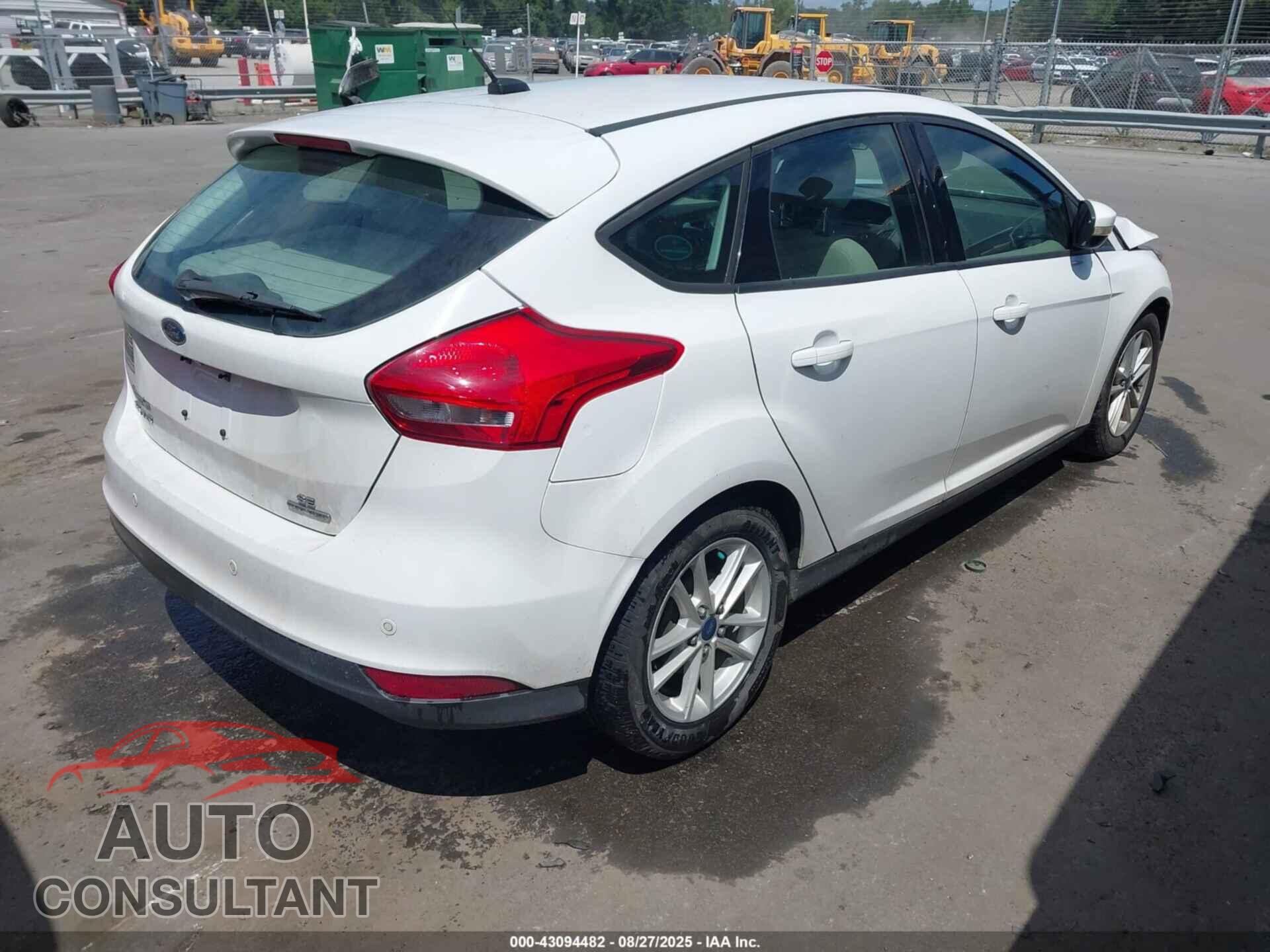 FORD FOCUS 2015 - 1FADP3K23FL367470