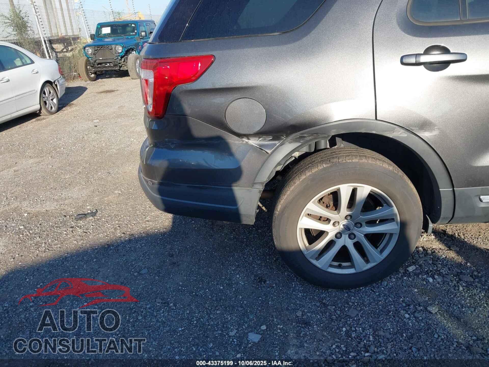FORD EXPLORER 2018 - 1FM5K8D84JGA01557