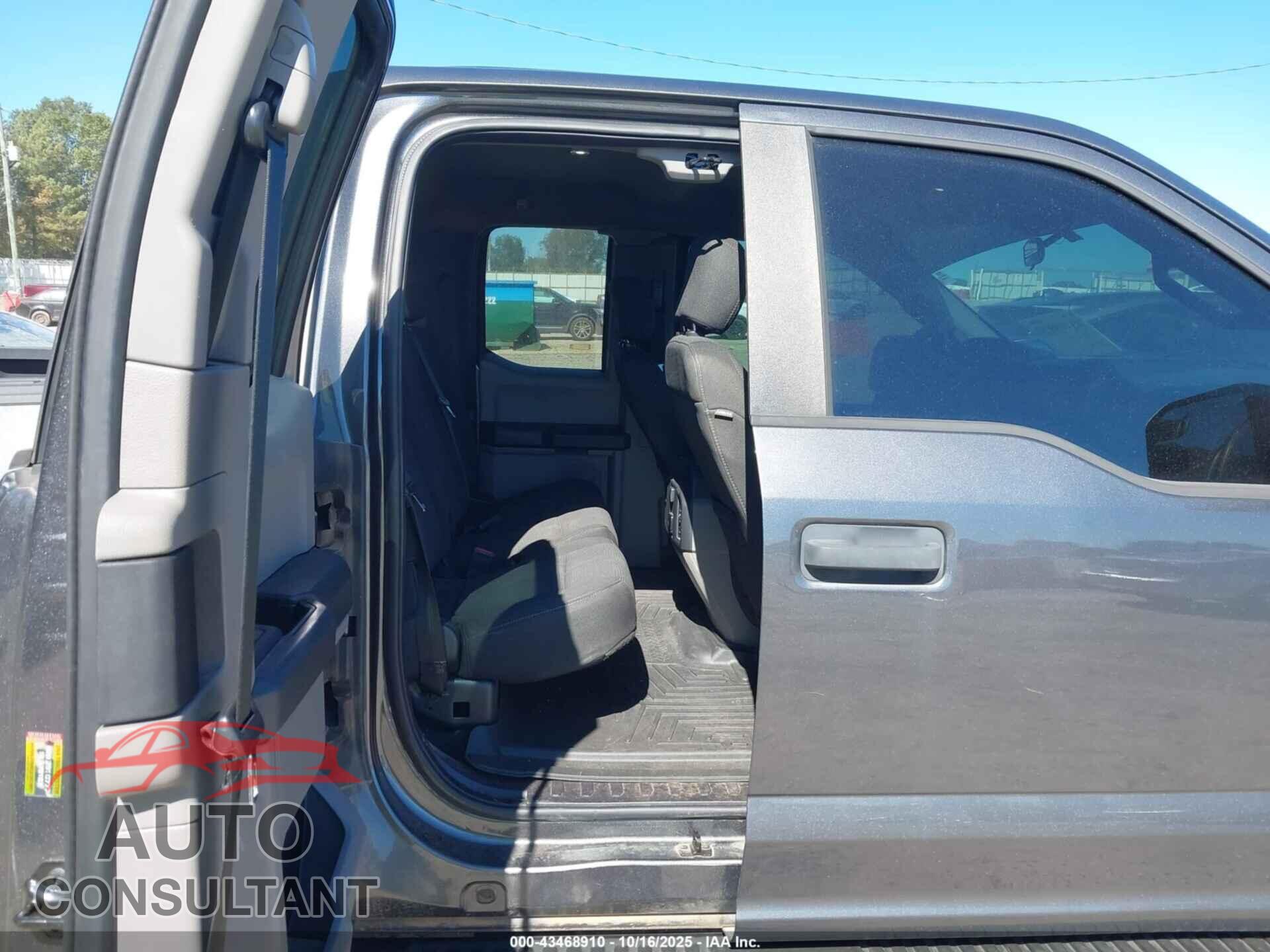 FORD F-150 2018 - 1FTFX1E52JFC08962