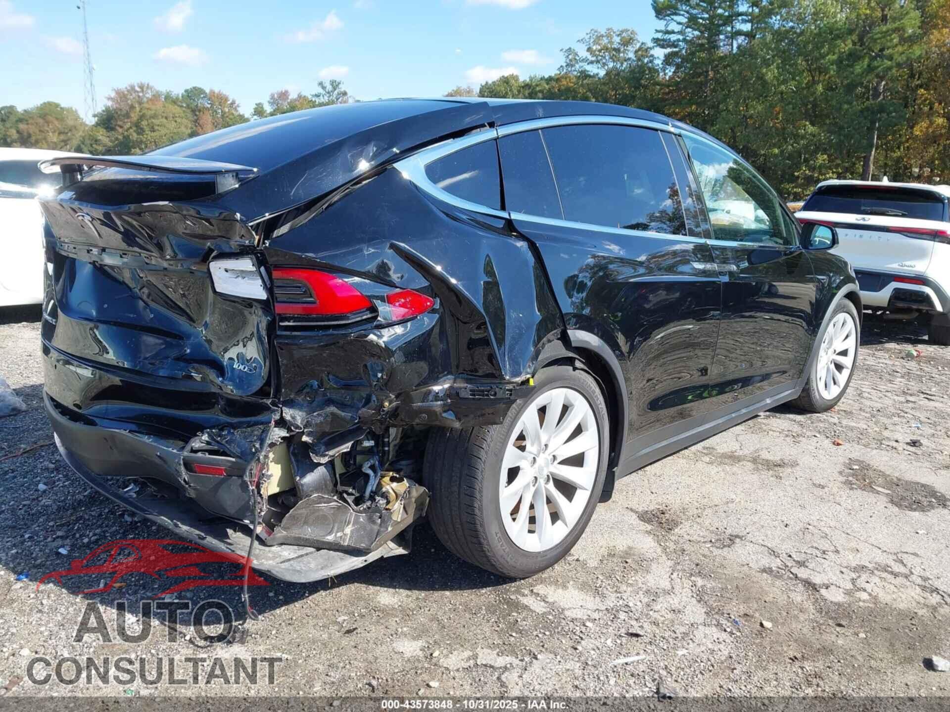 TESLA MODEL X 2019 - 5YJXCAE24KF154544