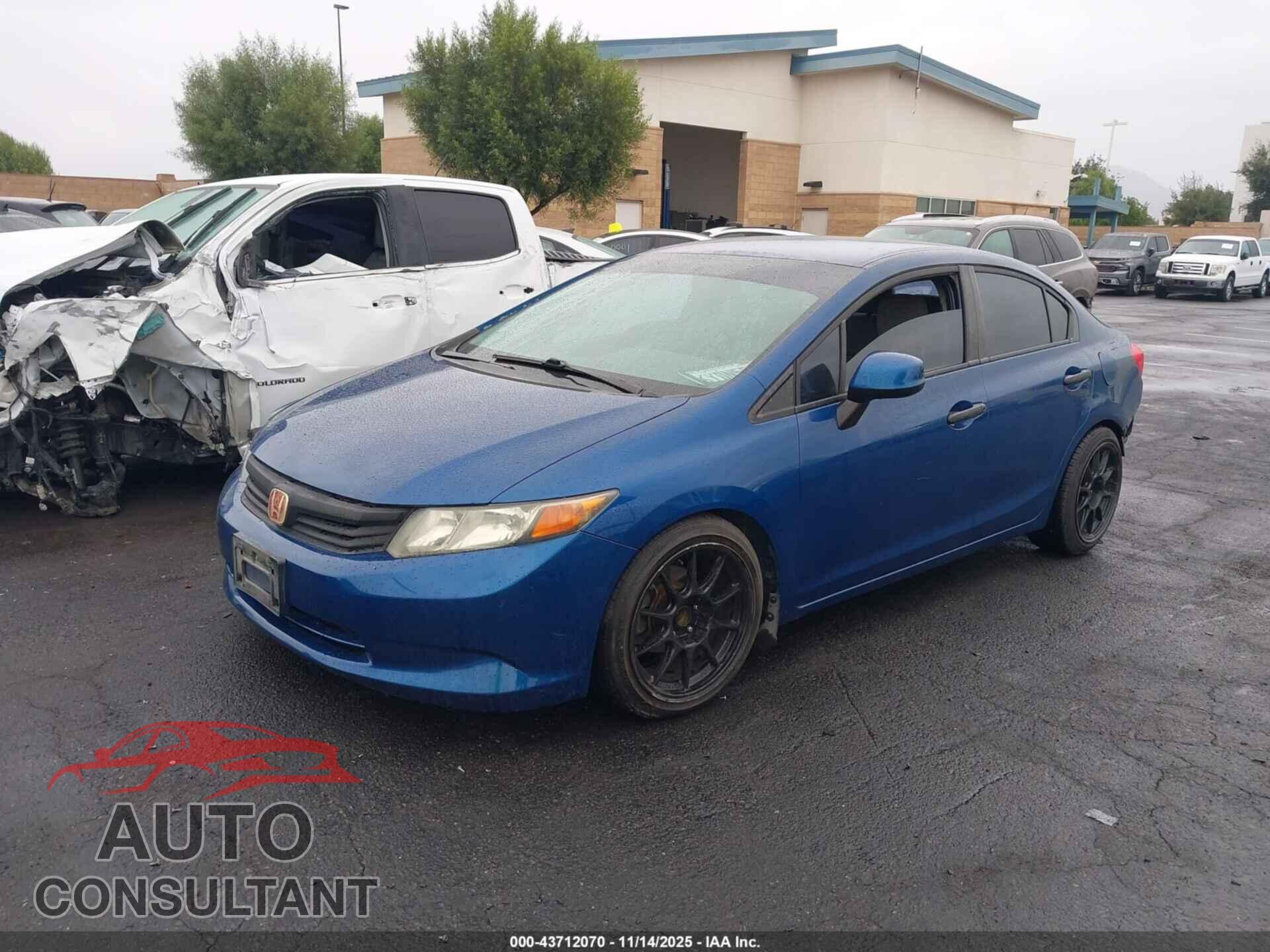HONDA CIVIC 2012 - 19XFB2F50CE359072