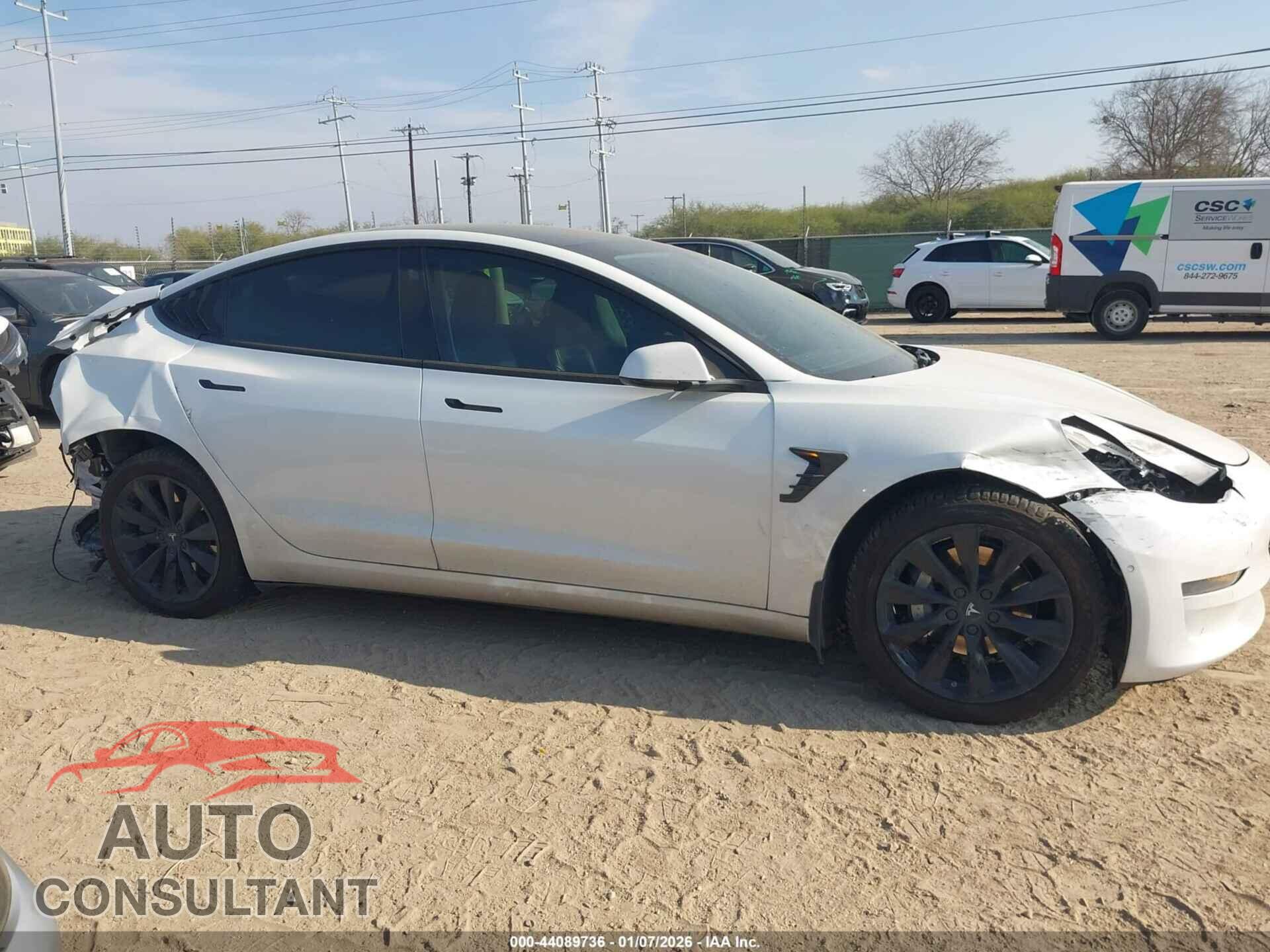 TESLA MODEL 3 2021 - 5YJ3E1EB1MF069138