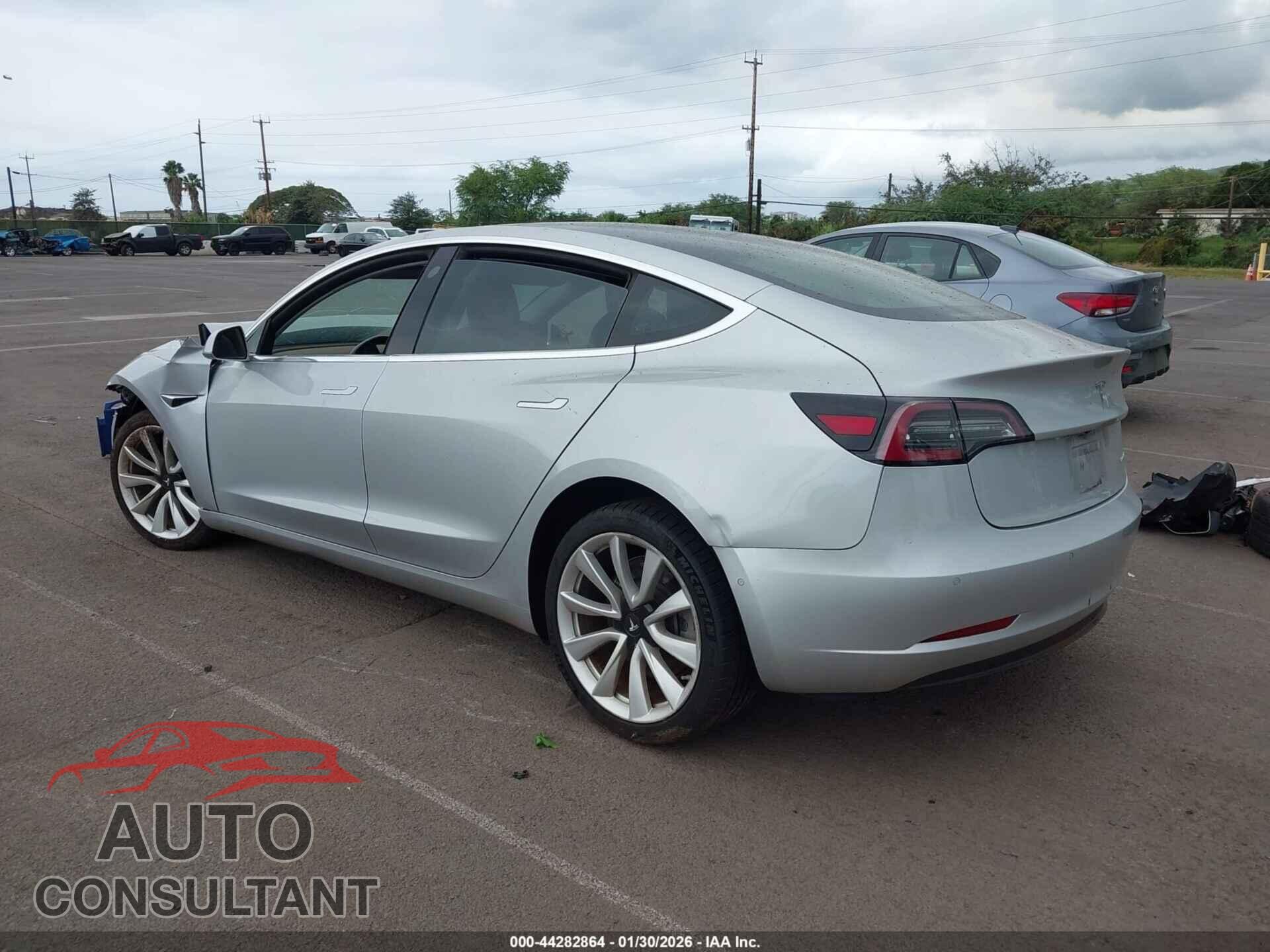 TESLA MODEL 3 2018 - 5YJ3E1EB2JF054921