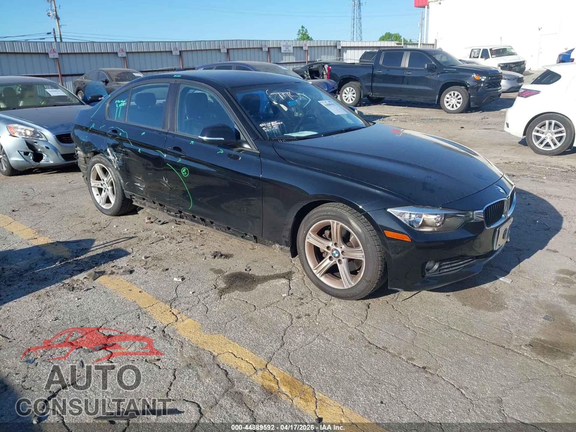BMW 320I 2014 - WBA3B1G56ENS77385