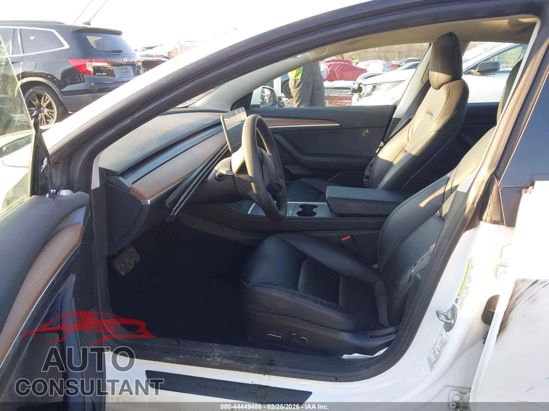 TESLA MODEL 3 2023 - 5YJ3E1EA5PF477718