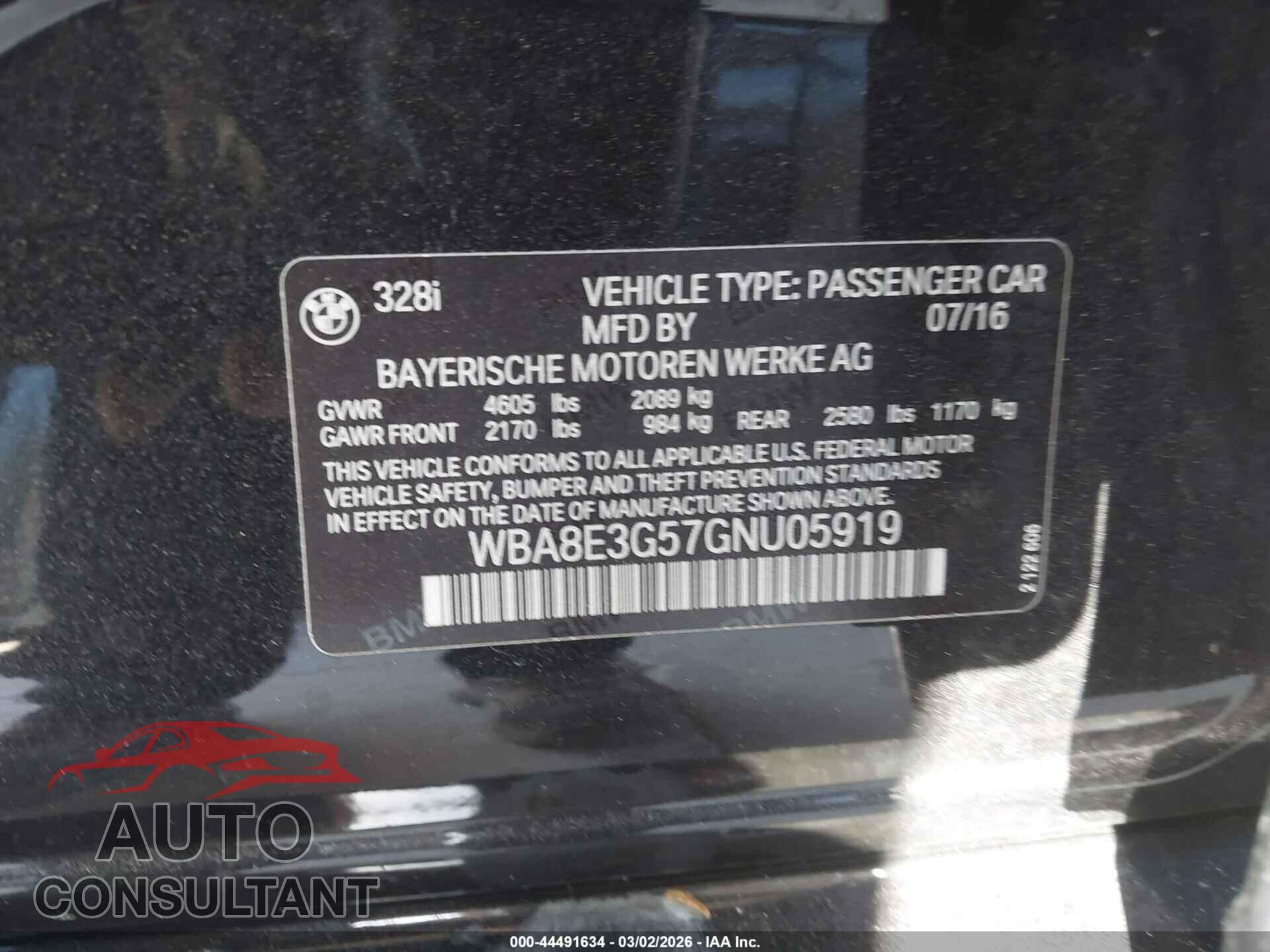 BMW 328I 2016 - WBA8E3G57GNU05919