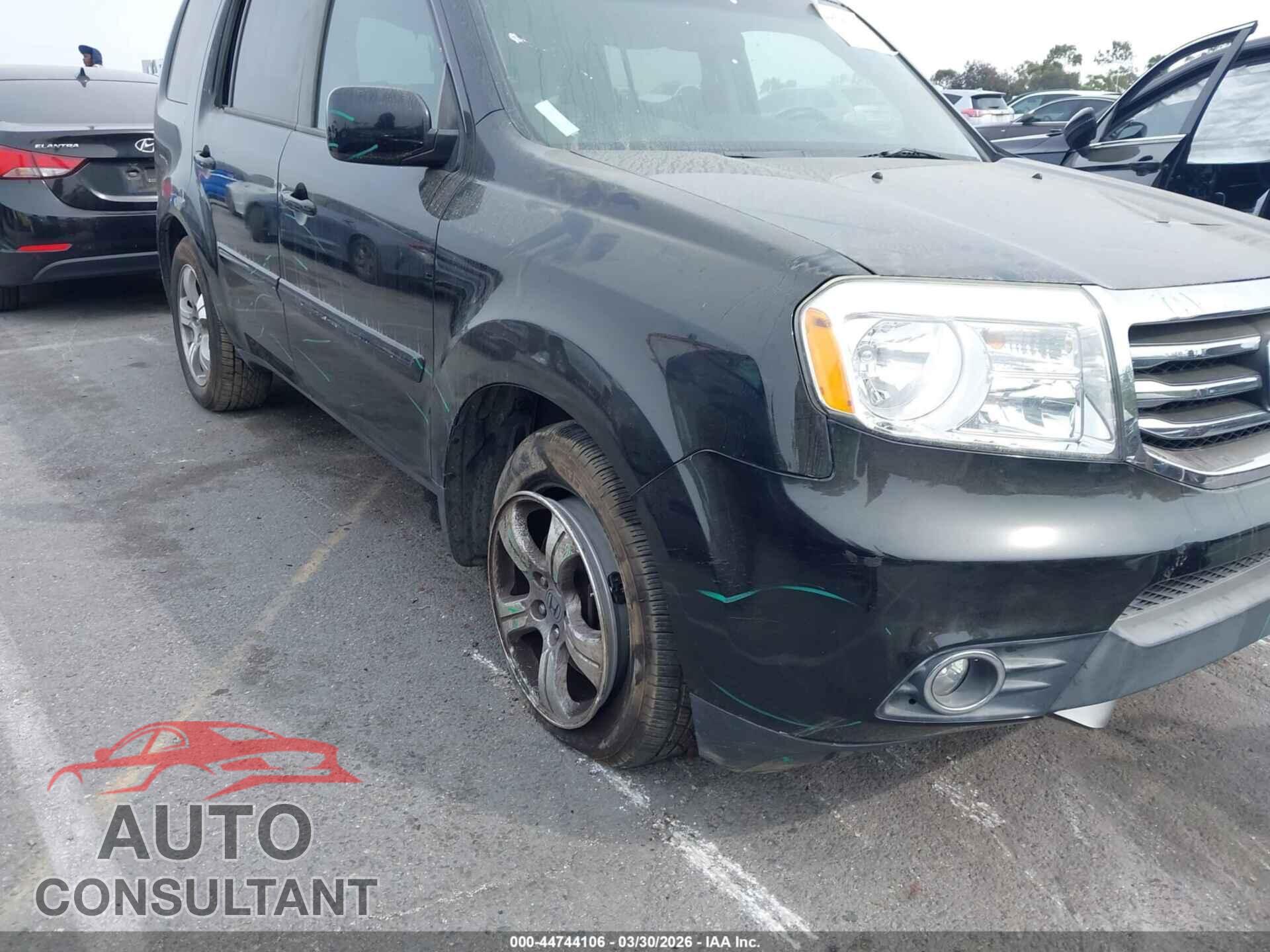 HONDA PILOT 2015 - 5FNYF3H41FB030077