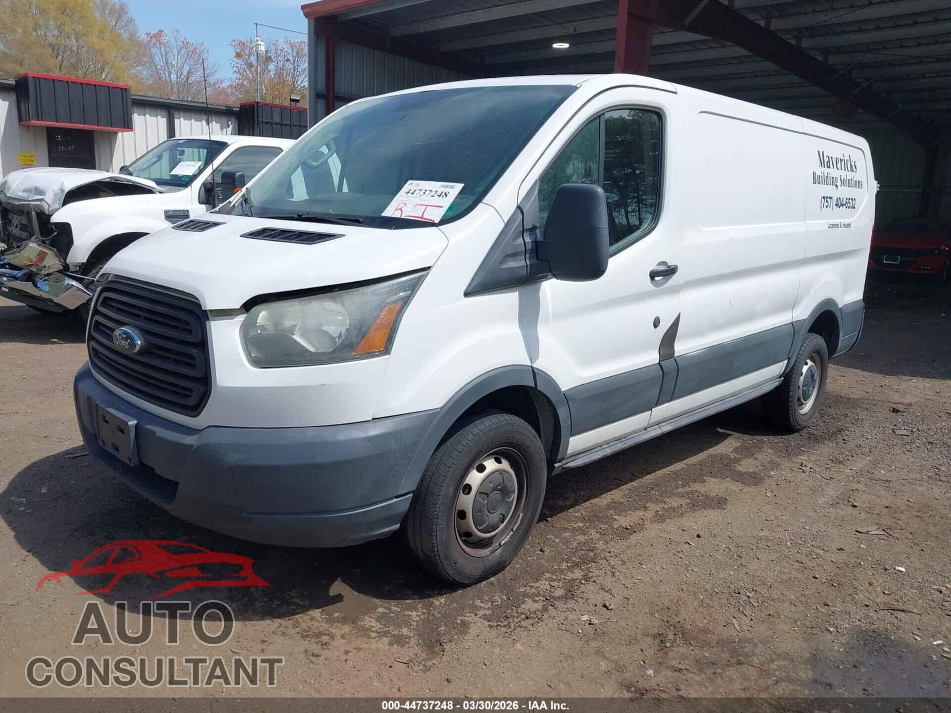 FORD TRANSIT-250 2015 - 1FTNR1YM9FKB19574