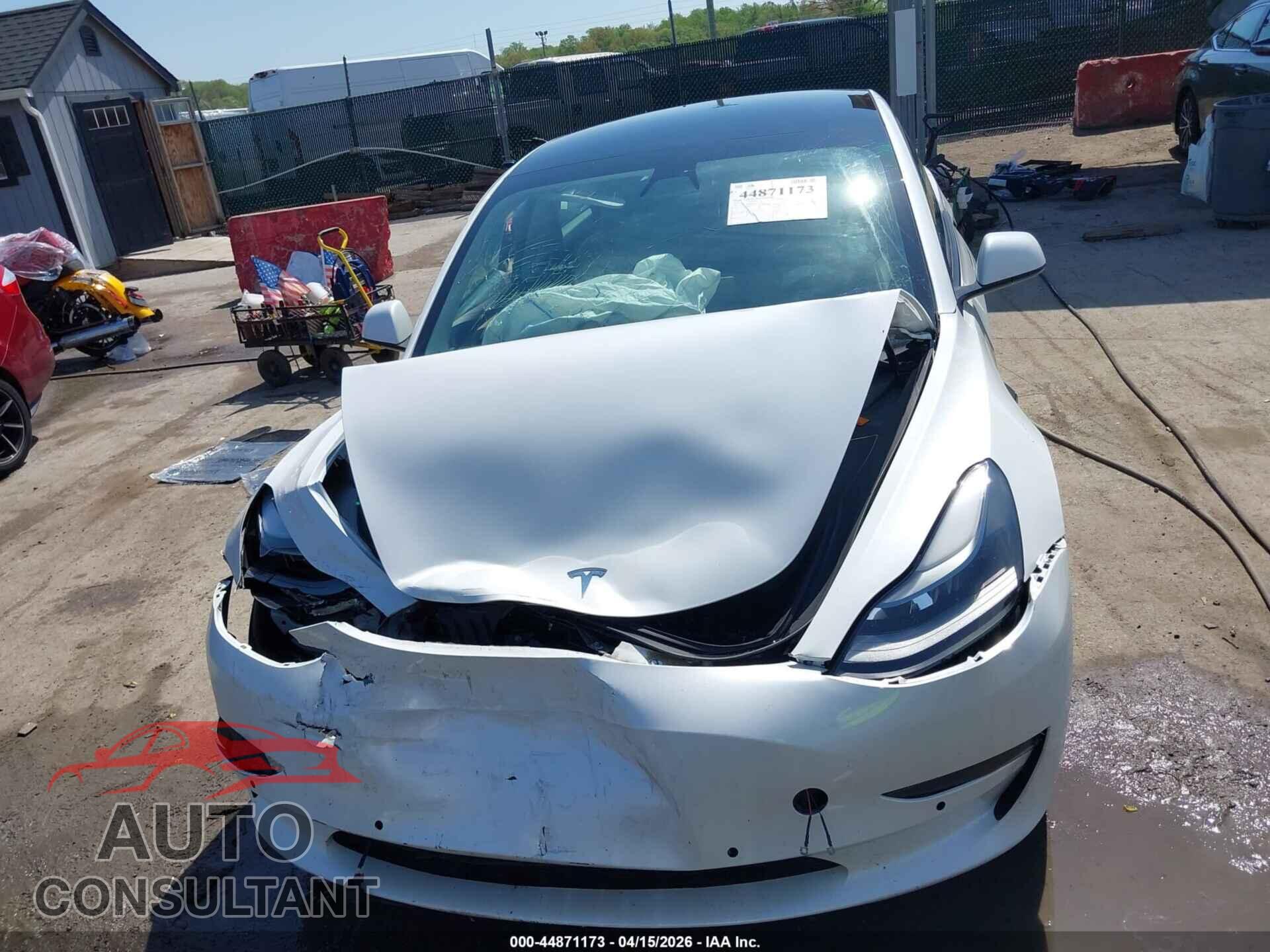 TESLA MODEL 3 2021 - 5YJ3E1EB5MF965443