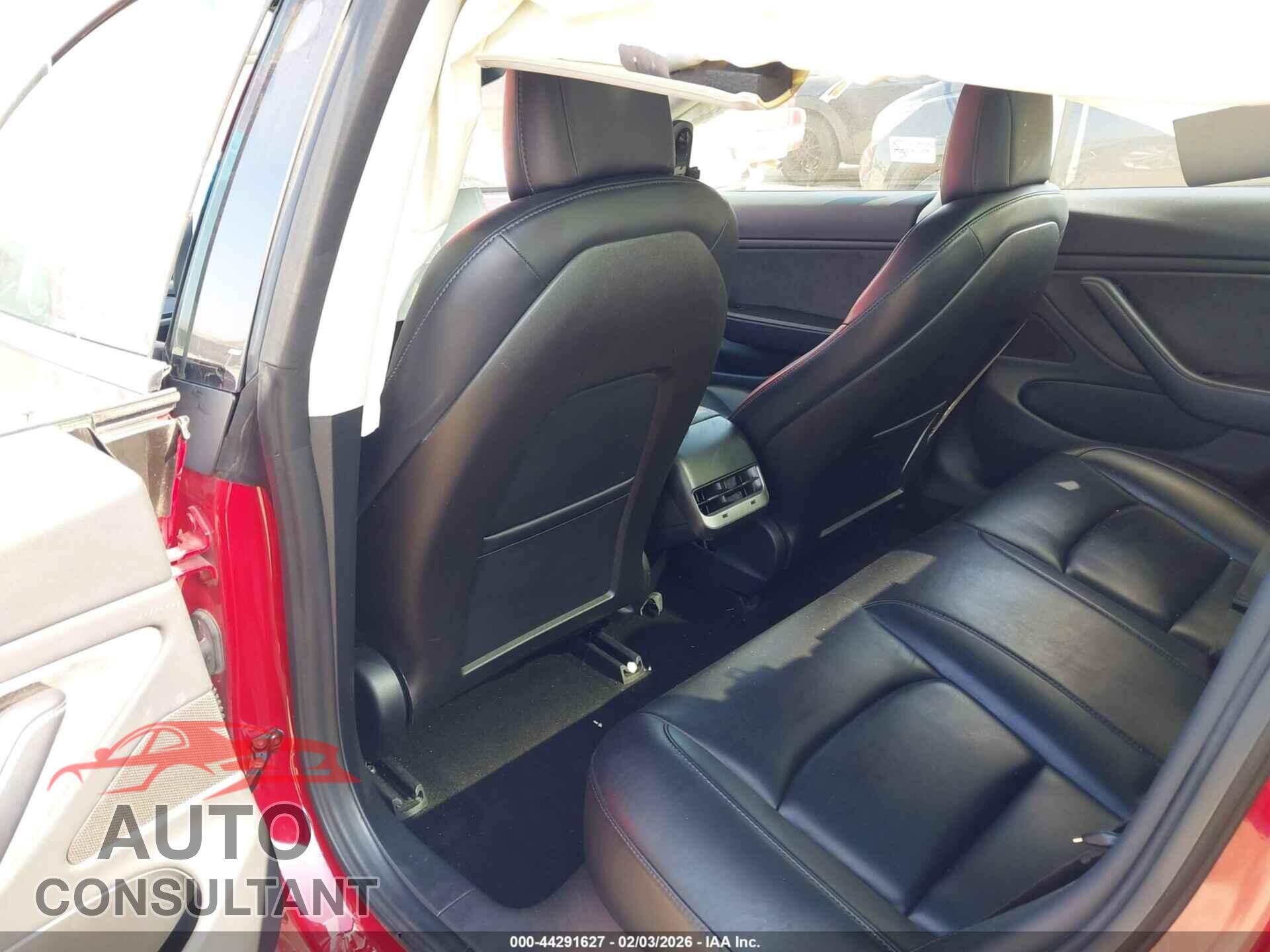 TESLA MODEL 3 2018 - 5YJ3E1EA9JF047052