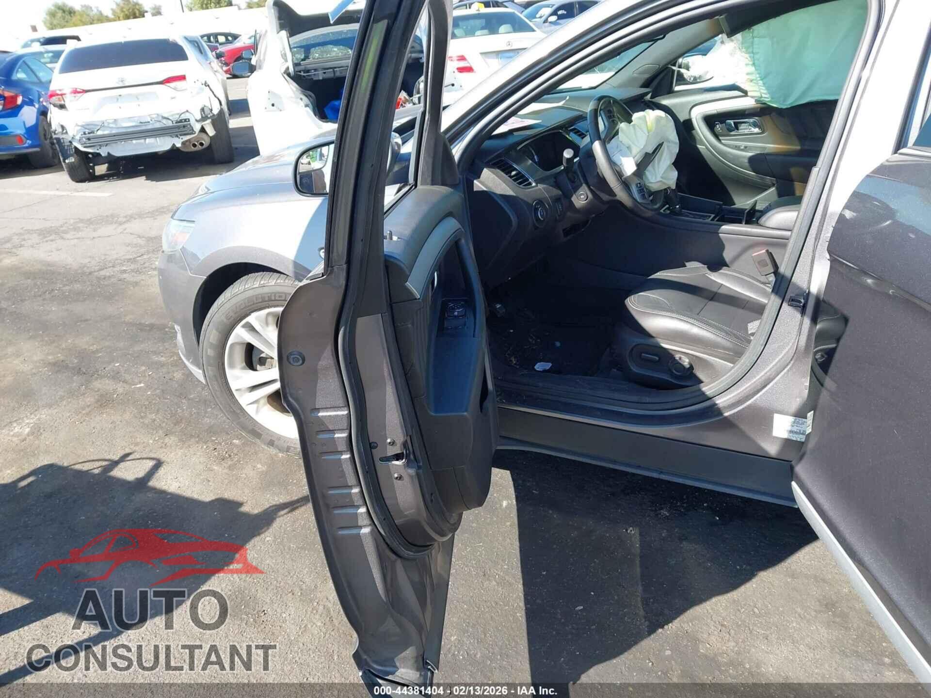 FORD TAURUS 2014 - 1FAHP2E81EG159252