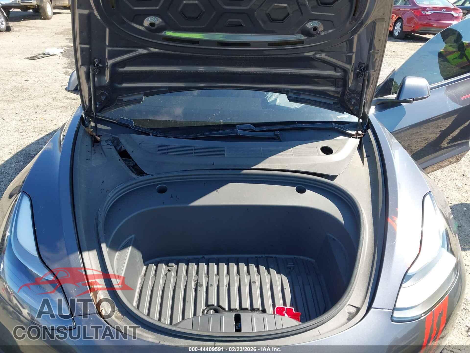 TESLA MODEL 3 2021 - 5YJ3E1EA1MF028600