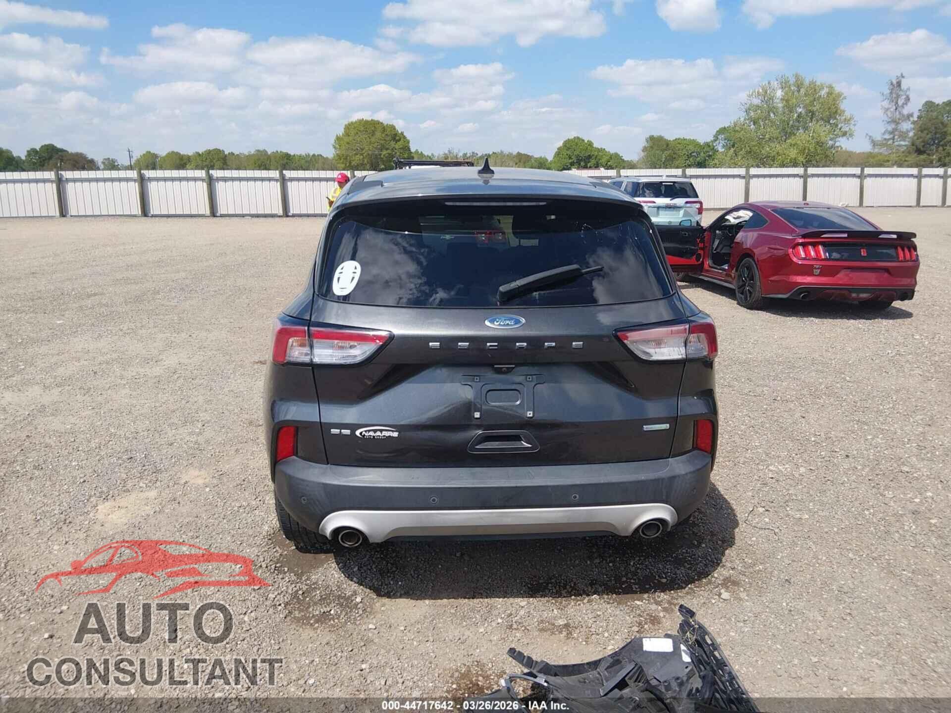 FORD ESCAPE 2020 - 1FMCU0G64LUA59461