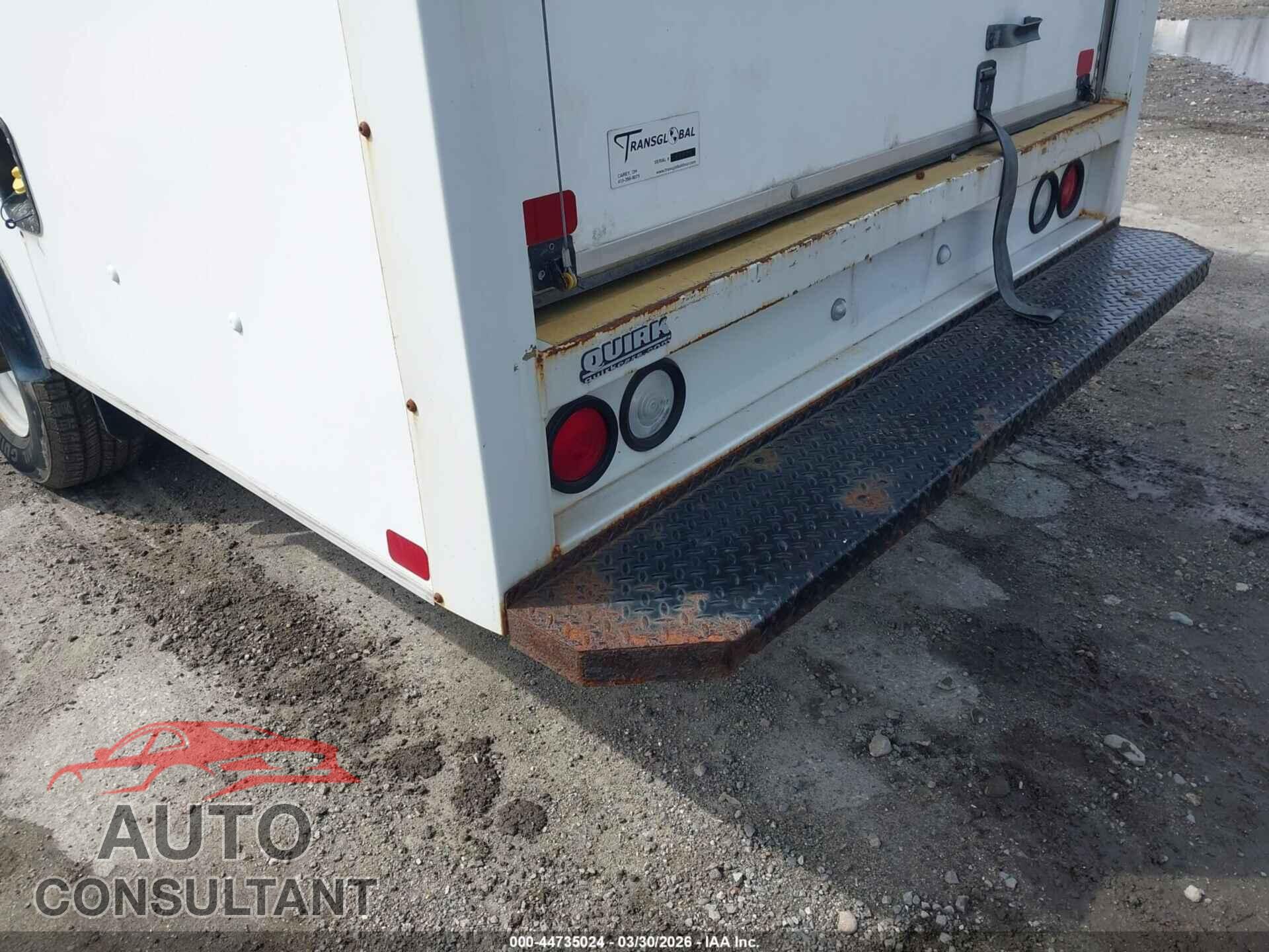 FORD E-350 CUTAWAY 2017 - 1FDWE3F64HDC66498