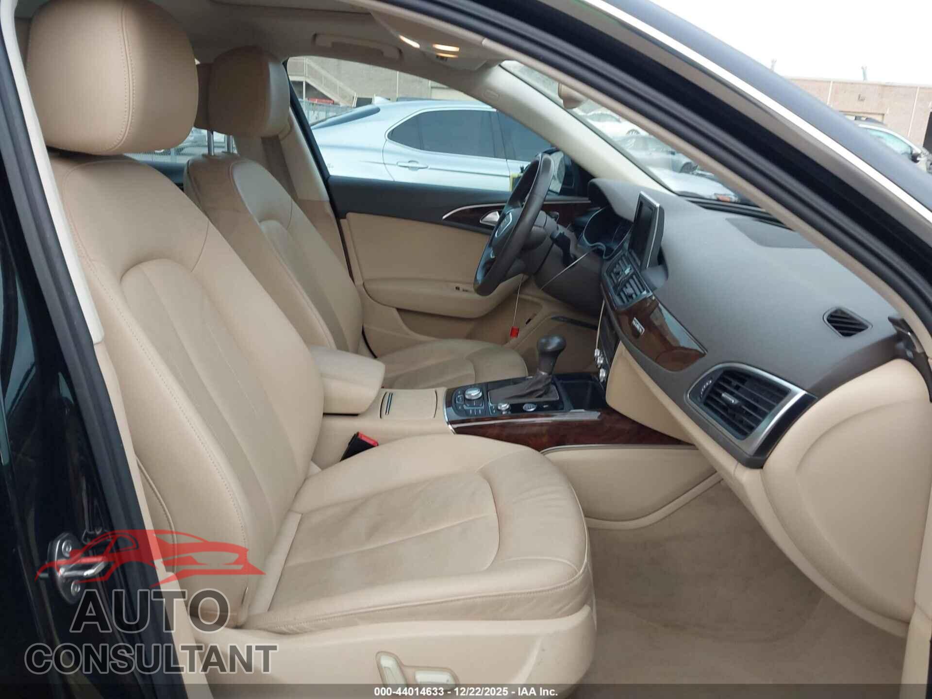 AUDI A6 2013 - WAUGFAFC0DN082631