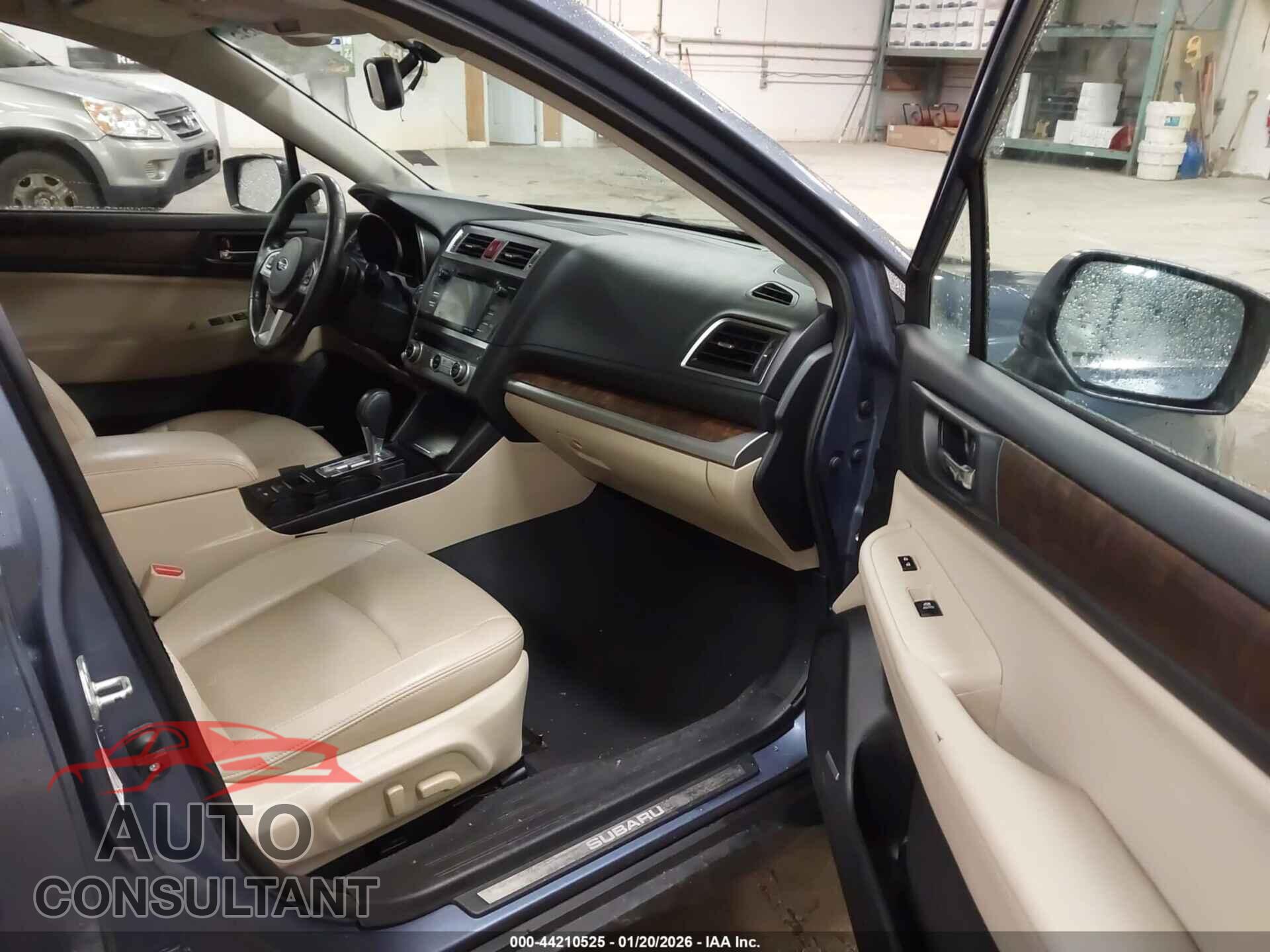 SUBARU OUTBACK 2015 - 4S4BSENC7F3327064