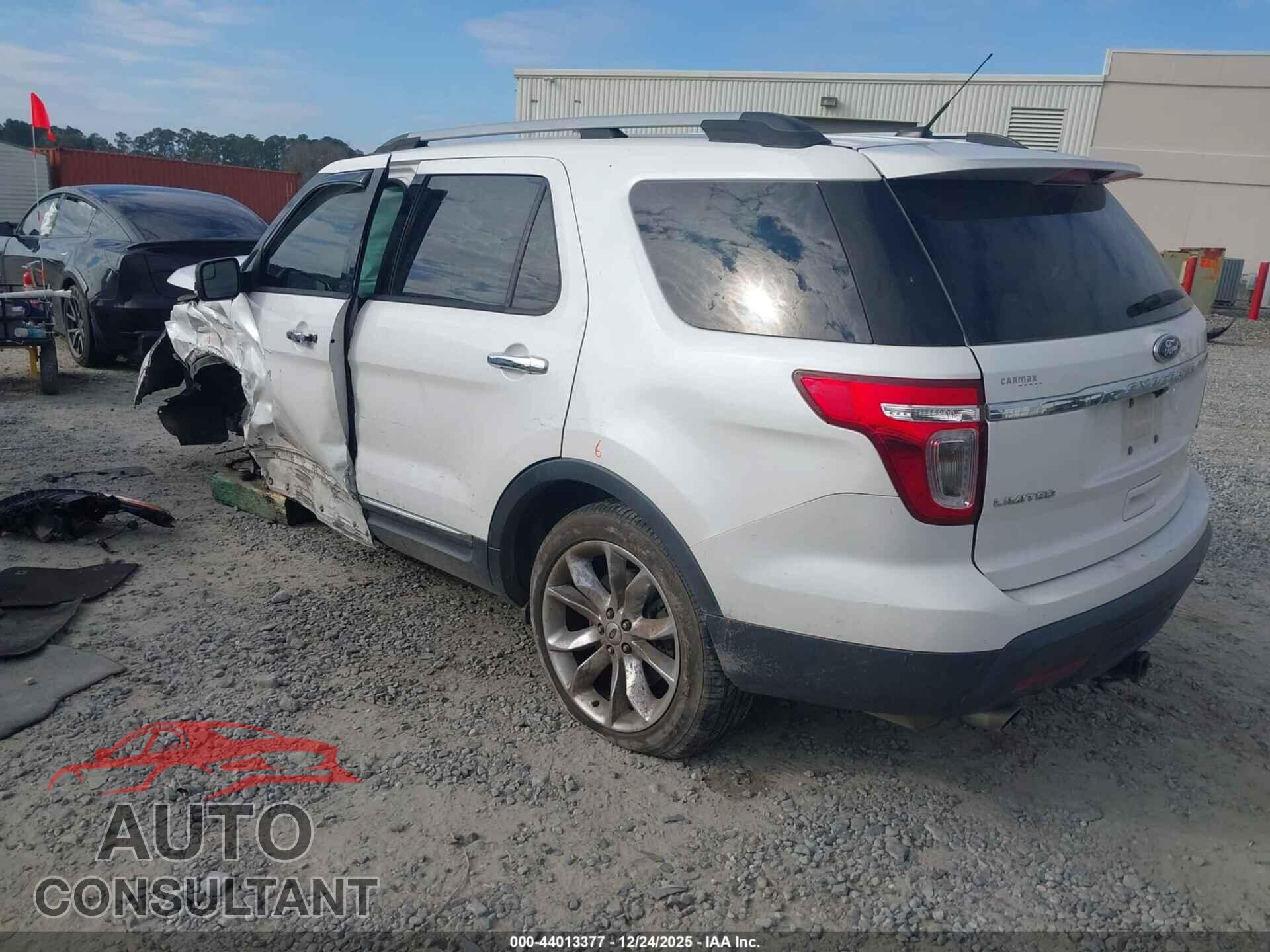 FORD EXPLORER 2015 - 1FM5K7F88FGA25858