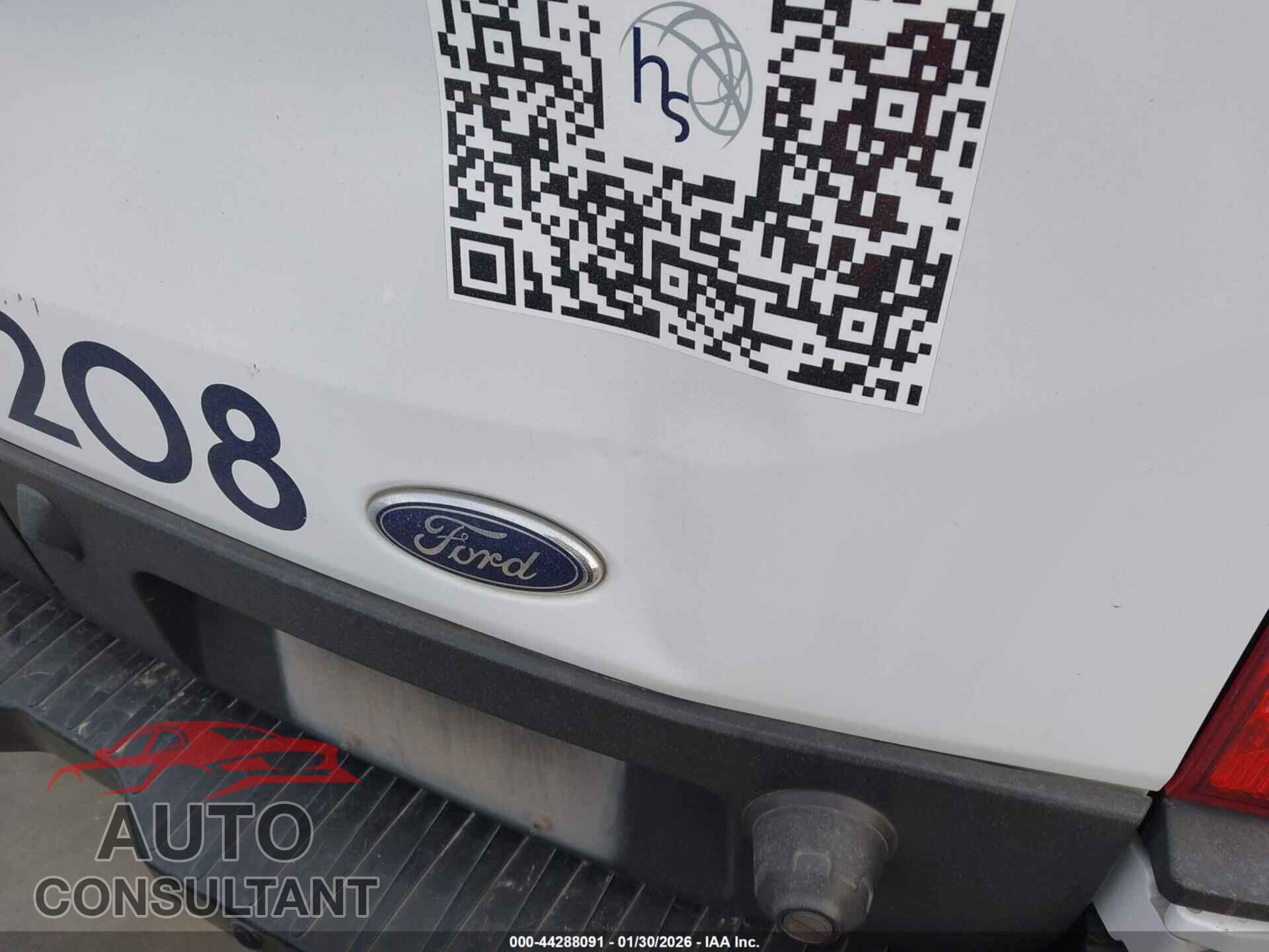 FORD TRANSIT-150 2019 - 1FTYE2YM1KKA30672