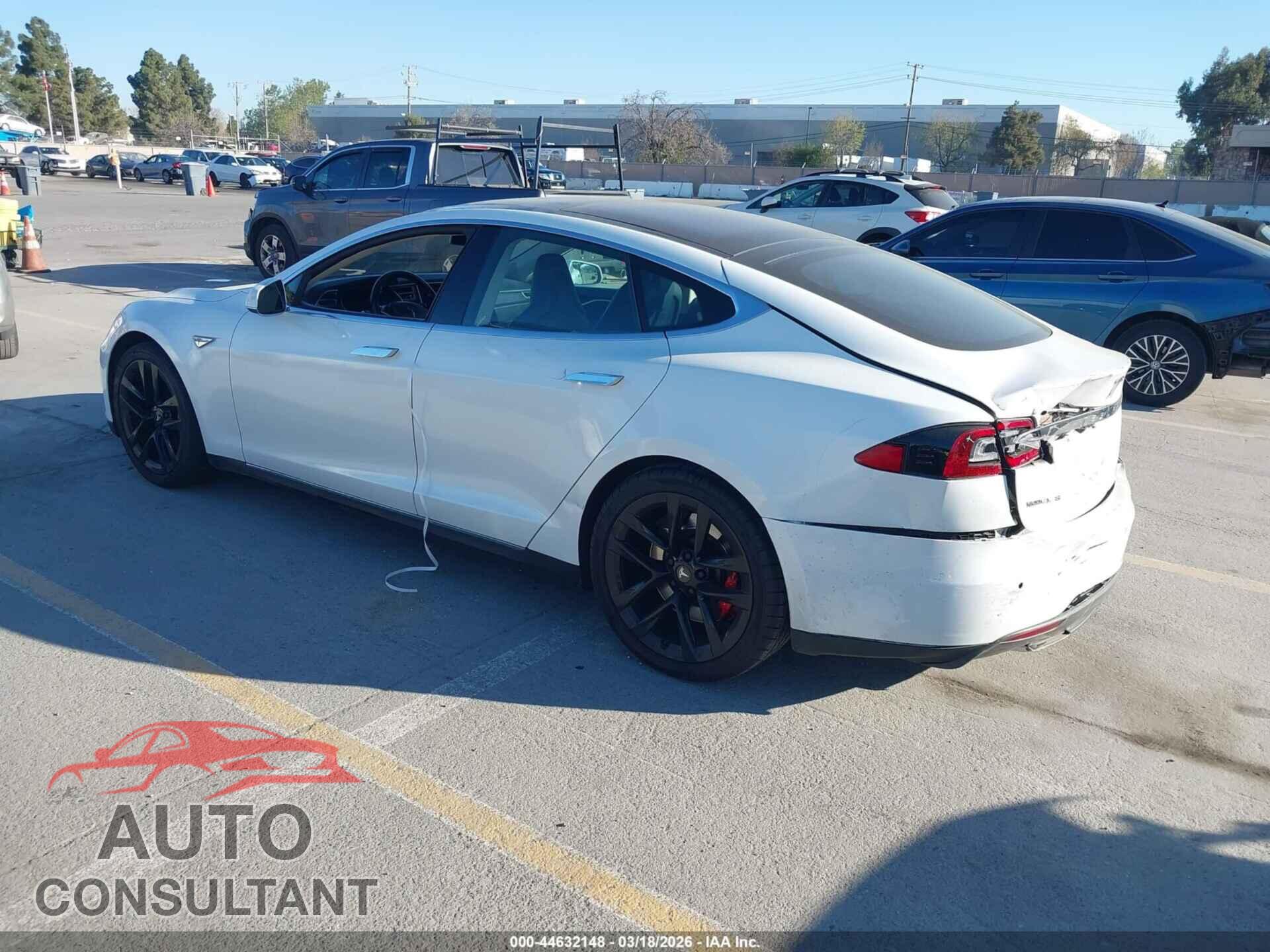 TESLA MODEL S 2014 - 5YJSA1H11EFP56129