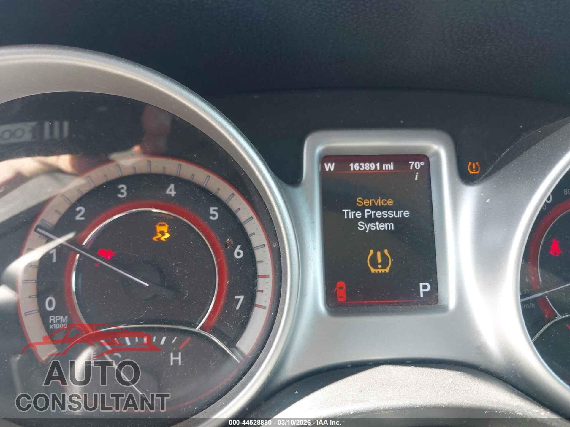 DODGE JOURNEY 2012 - 3C4PDCBB0CT323572