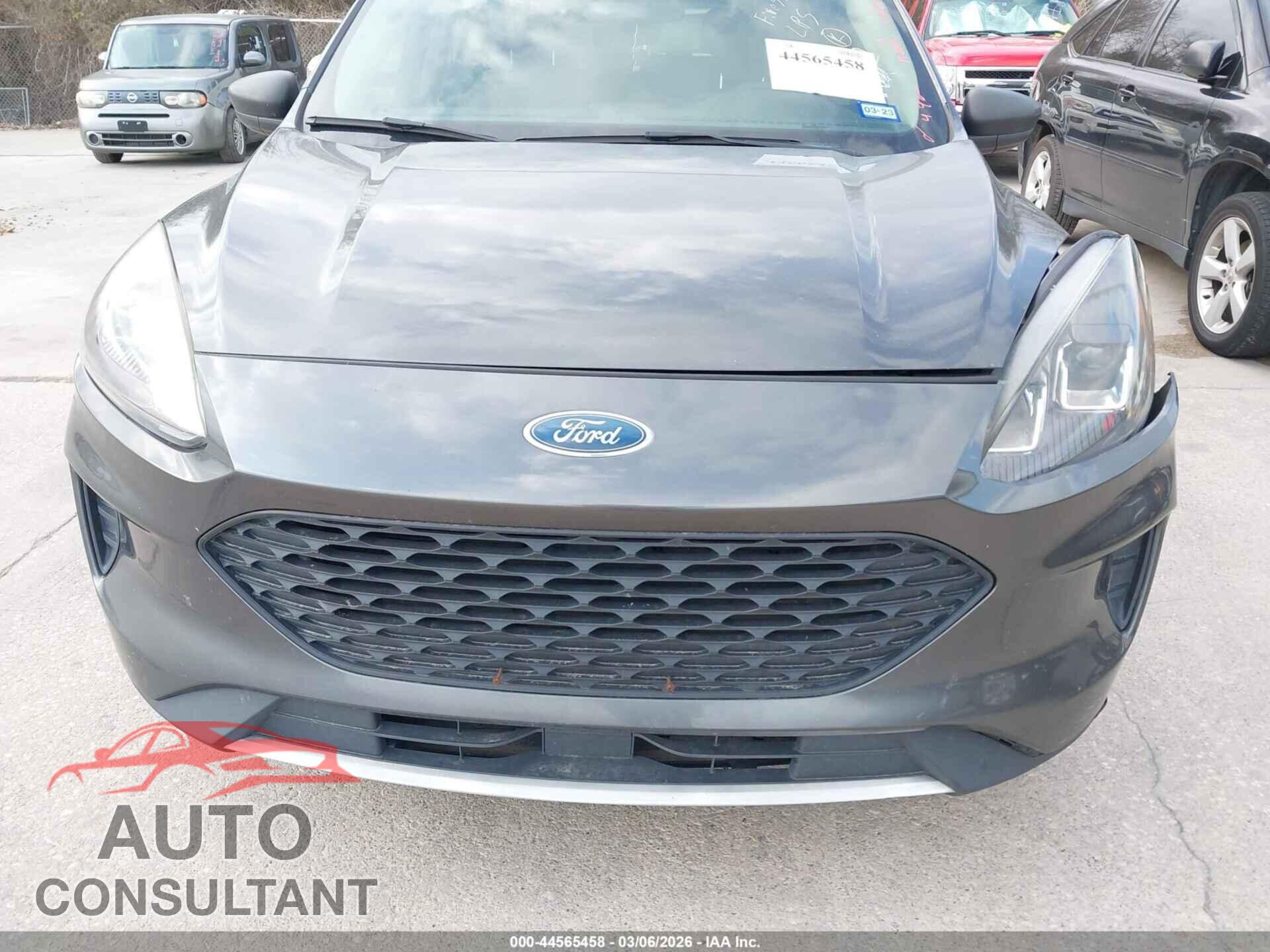 FORD ESCAPE 2020 - 1FMCU0F61LUA06329