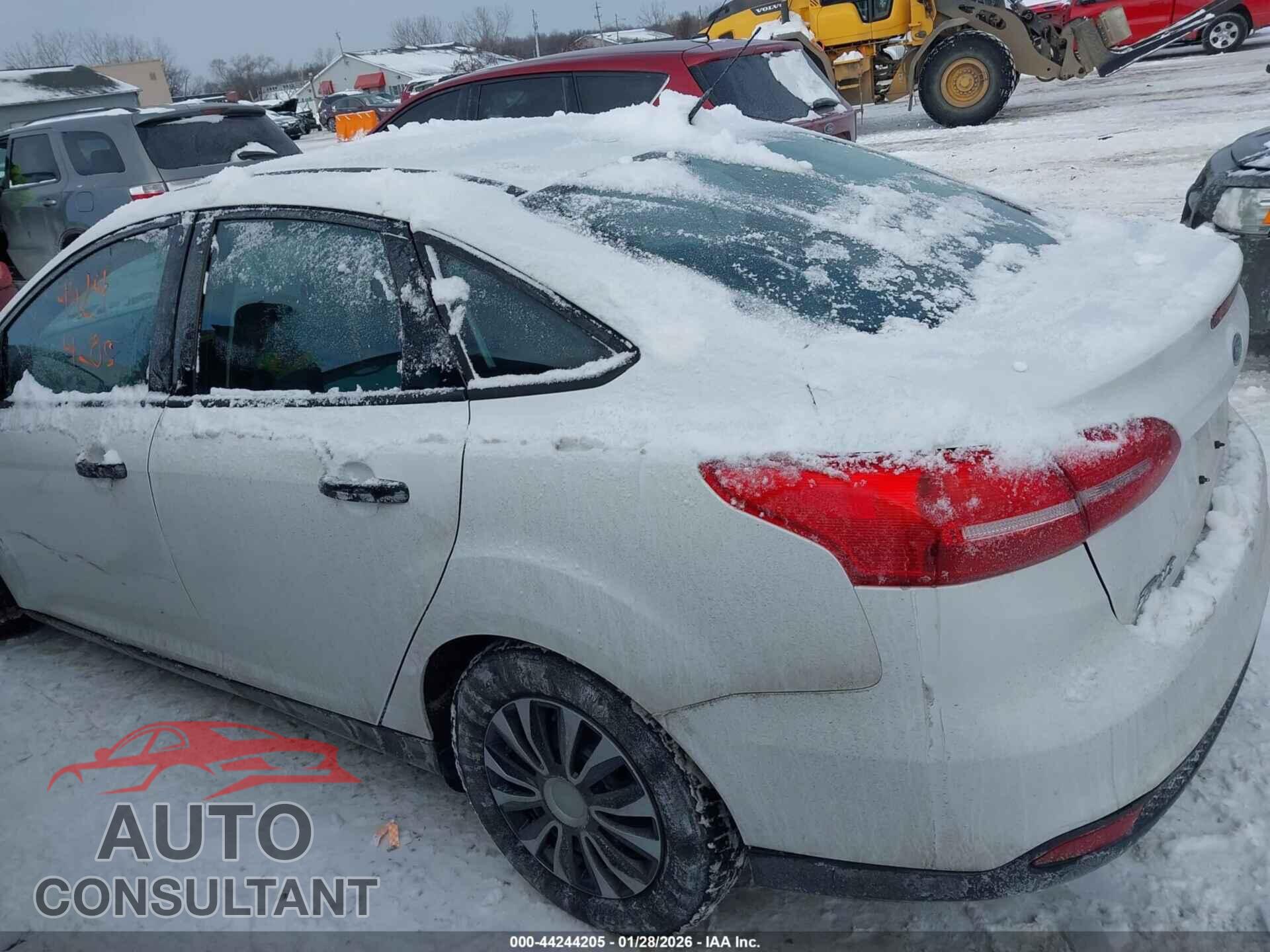 FORD FOCUS 2016 - 1FADP3E27GL274268