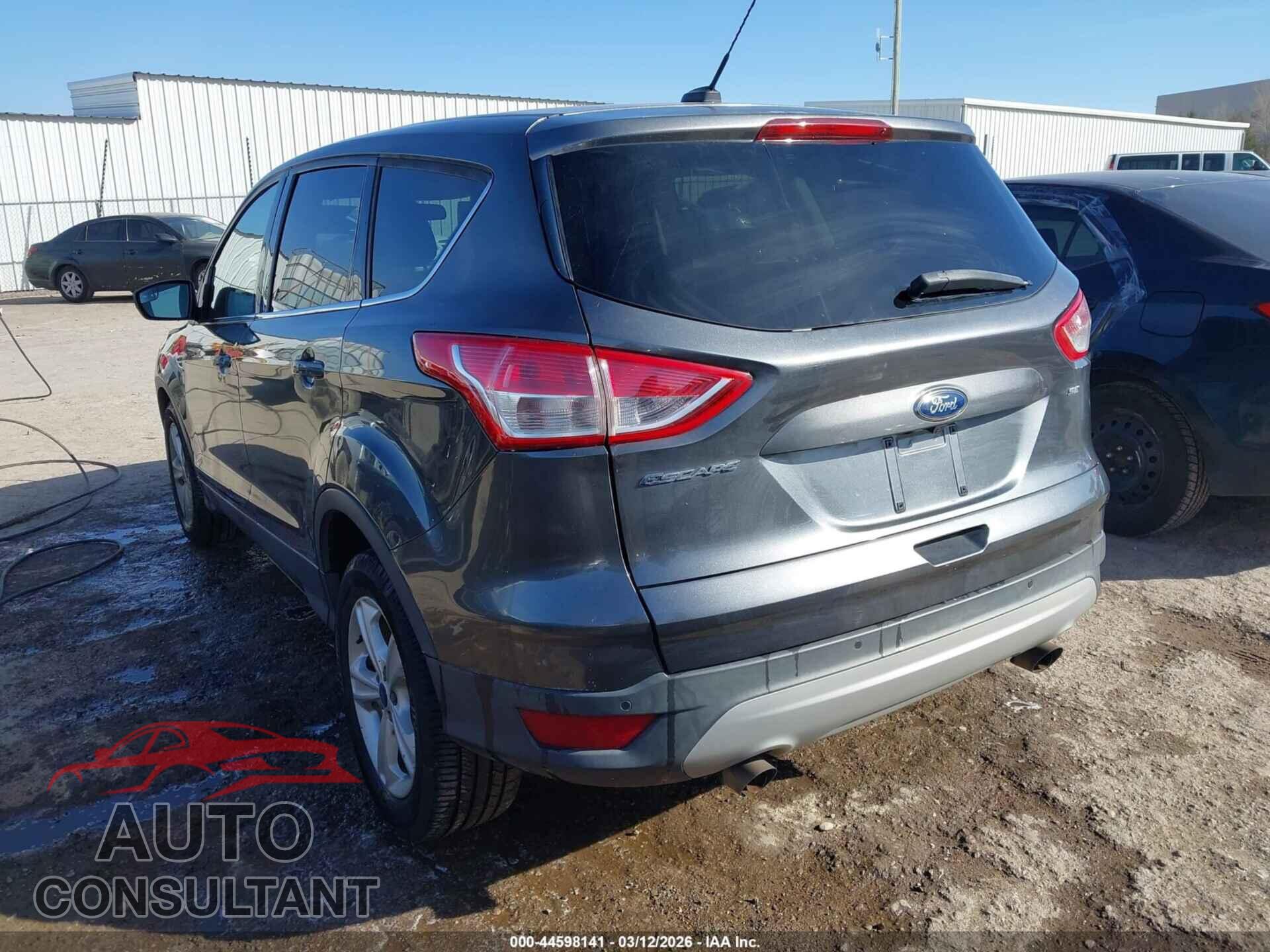 FORD ESCAPE 2015 - 1FMCU0G77FUC44018