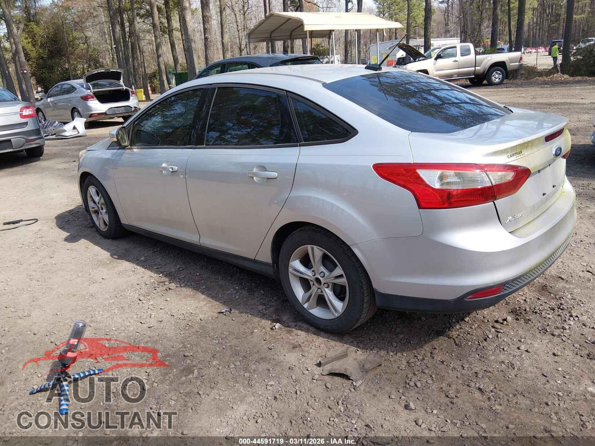 FORD FOCUS 2014 - 1FADP3F26EL451999
