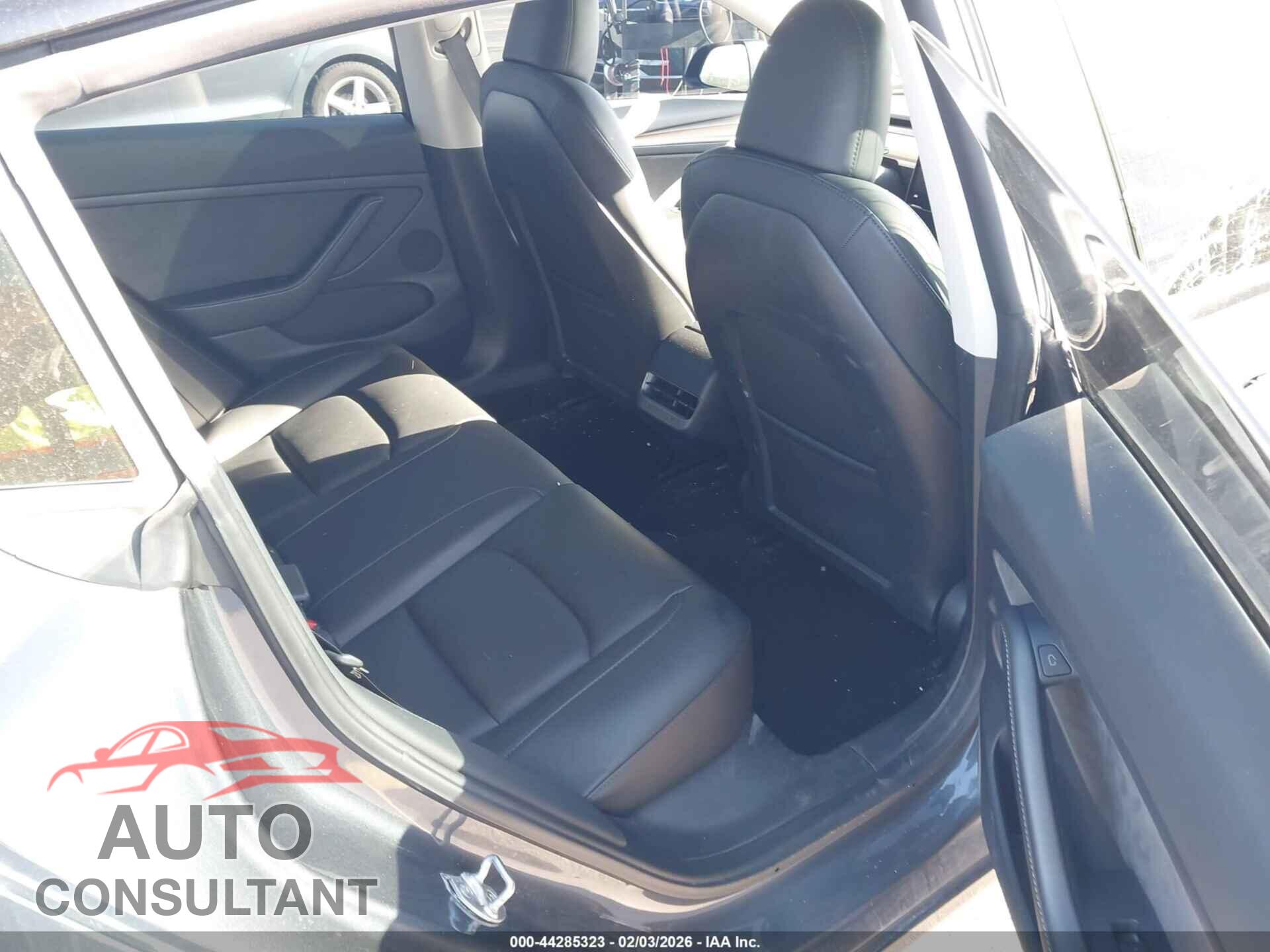 TESLA MODEL 3 2023 - 5YJ3E1EB9PF636796