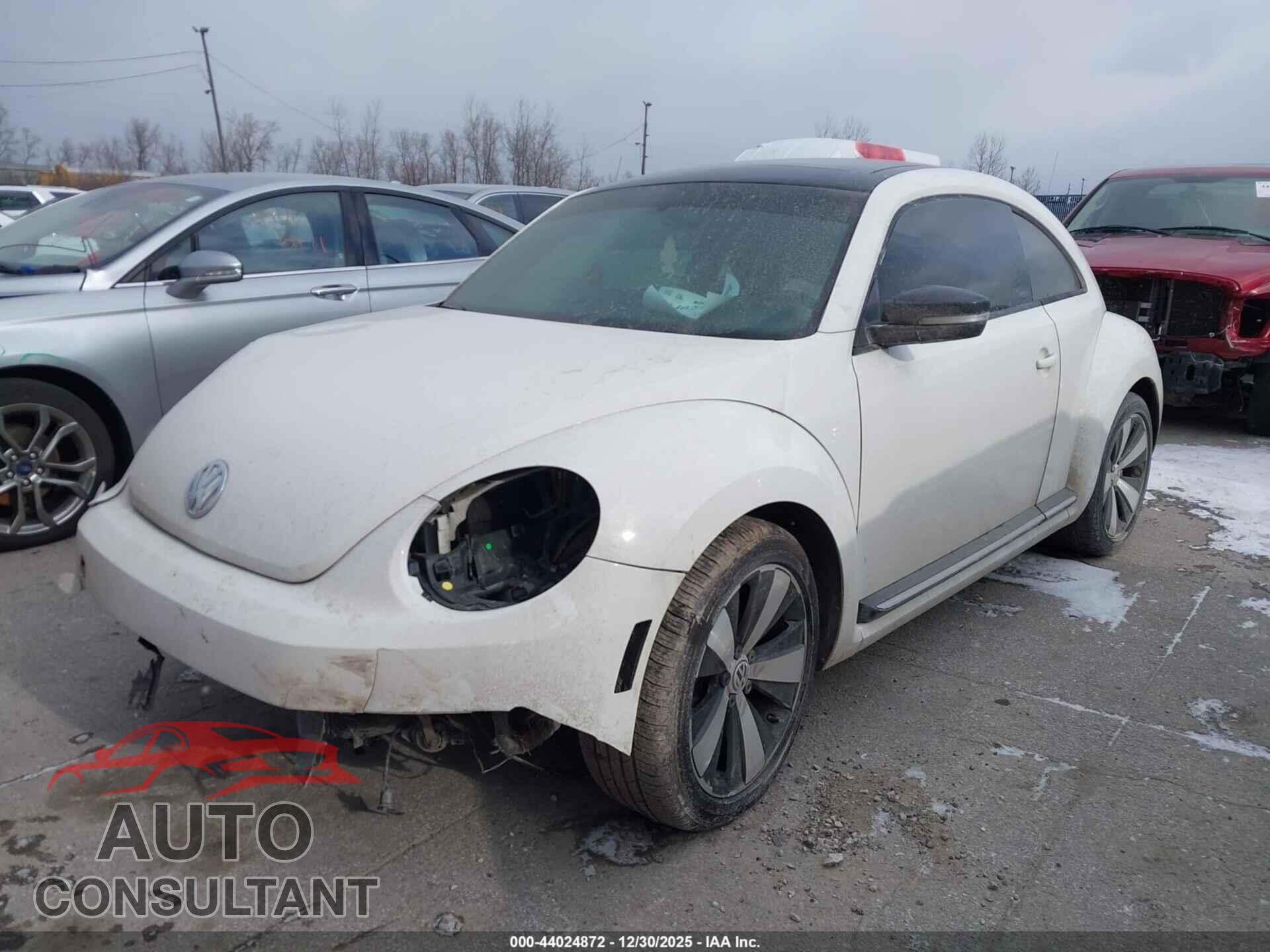 VOLKSWAGEN BEETLE 2012 - 3VWVA7AT2CM665212