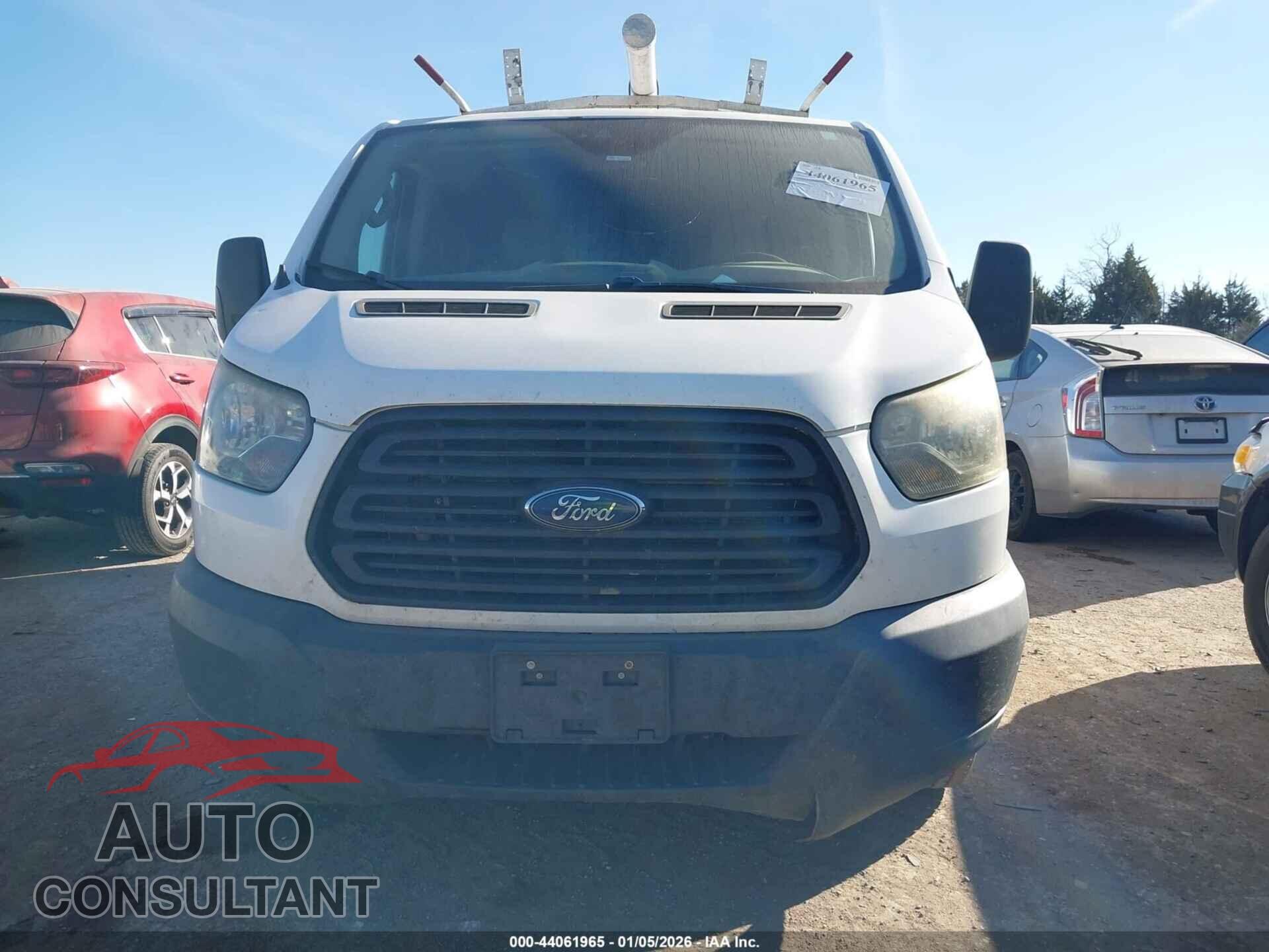 FORD TRANSIT-150 2017 - 1FTYE1YM2HKA55468