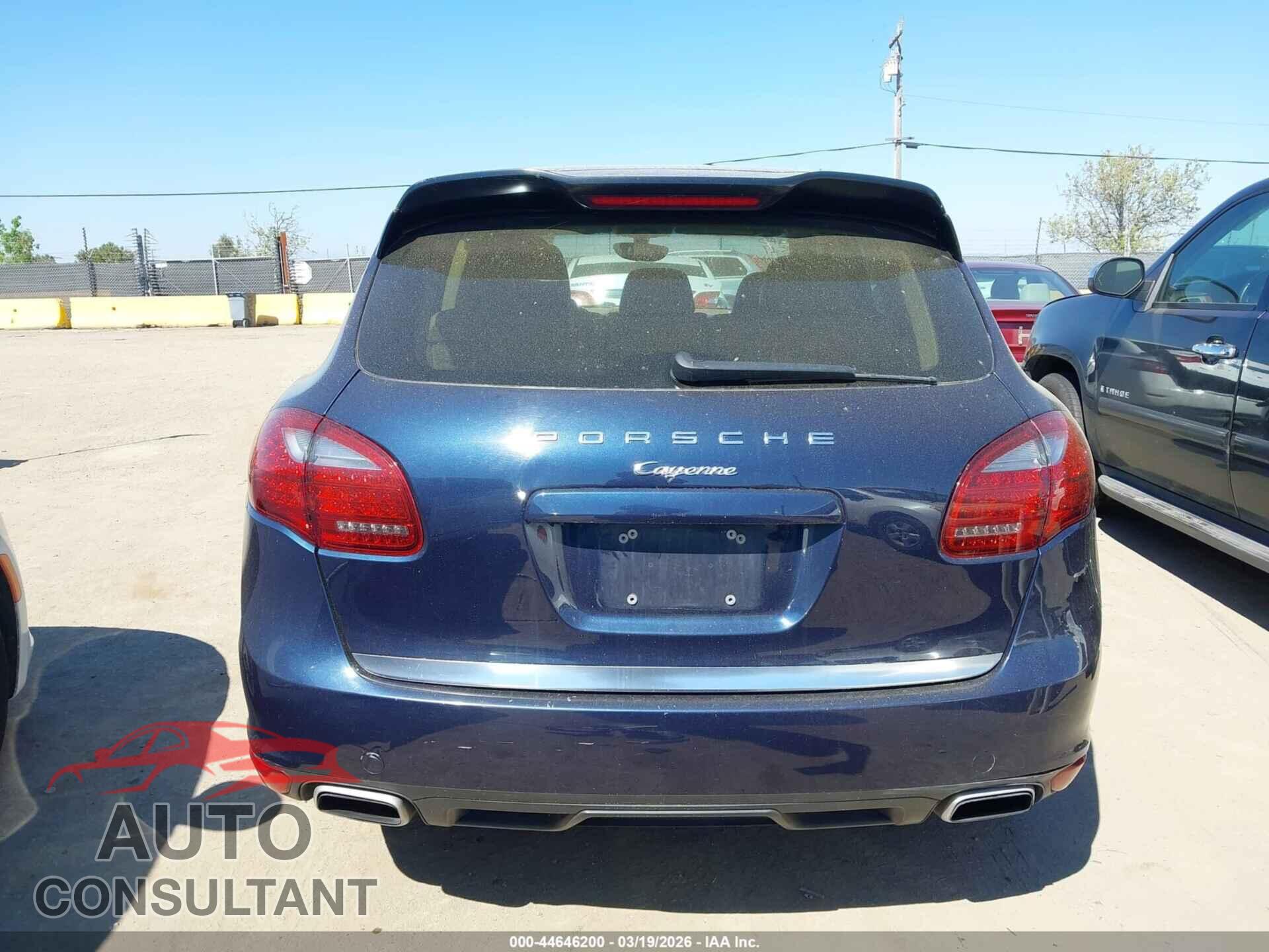 PORSCHE CAYENNE 2012 - WP1AA2A2XCLA11537
