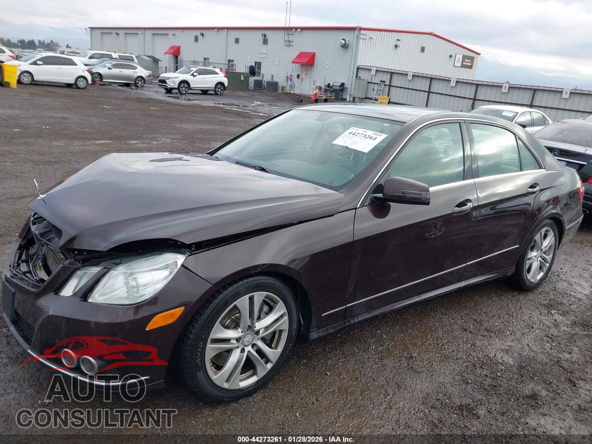 MERCEDES-BENZ E 550 2011 - WDDHF7CB2BA323637