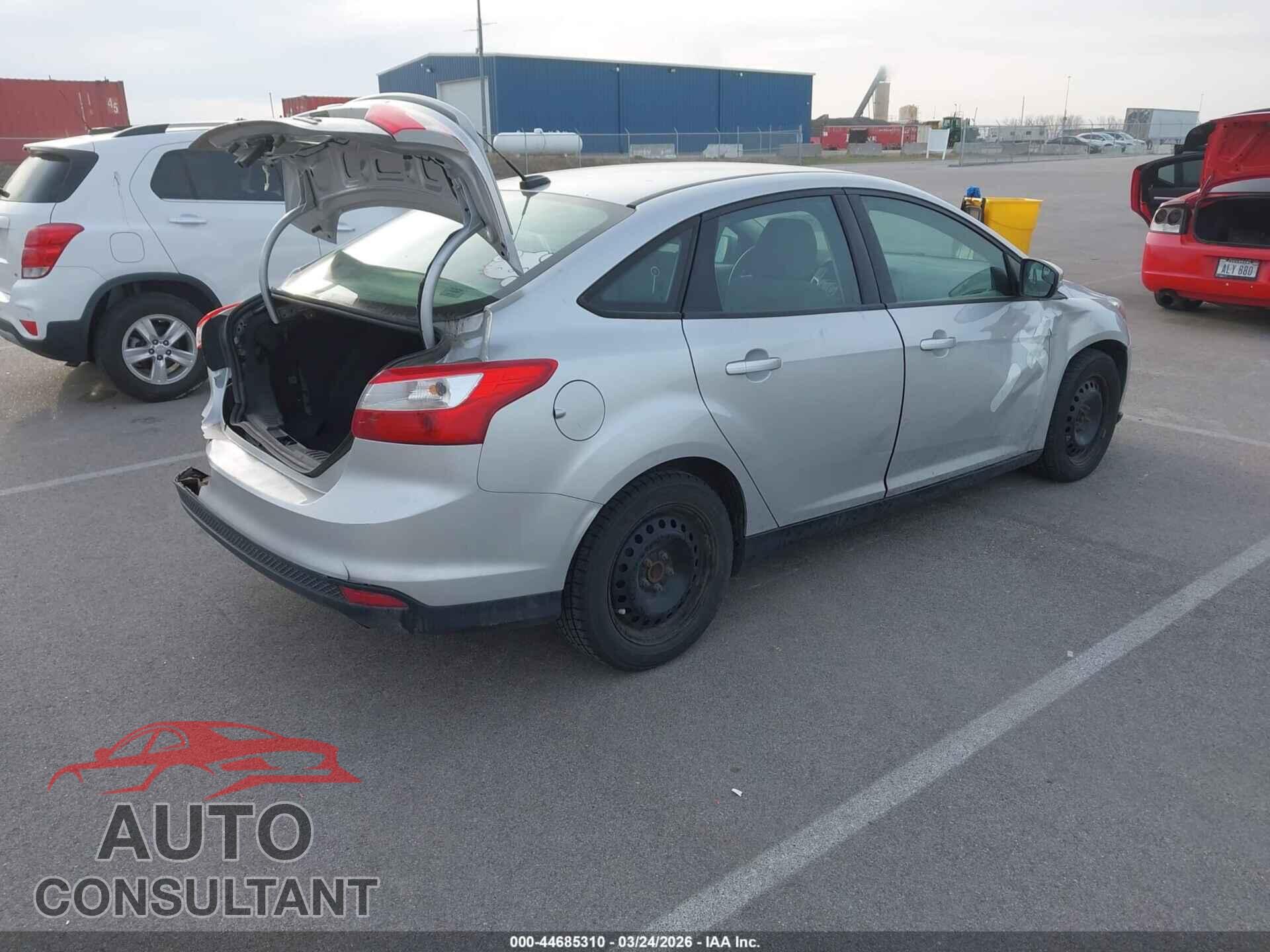 FORD FOCUS 2013 - 1FADP3F25DL321646