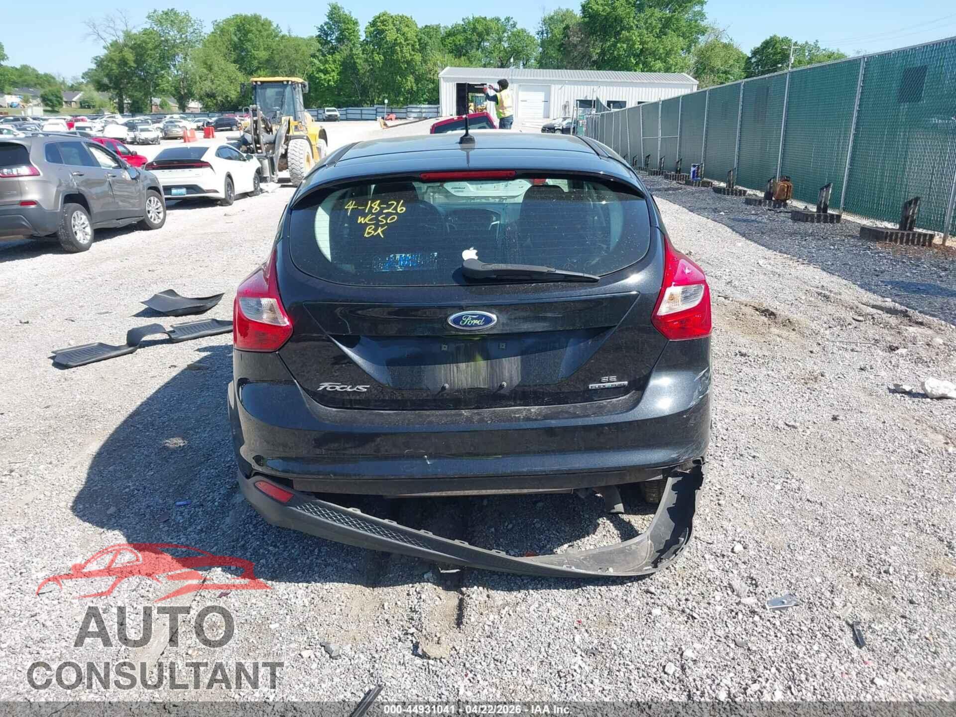 FORD FOCUS 2014 - 1FADP3K20EL211577