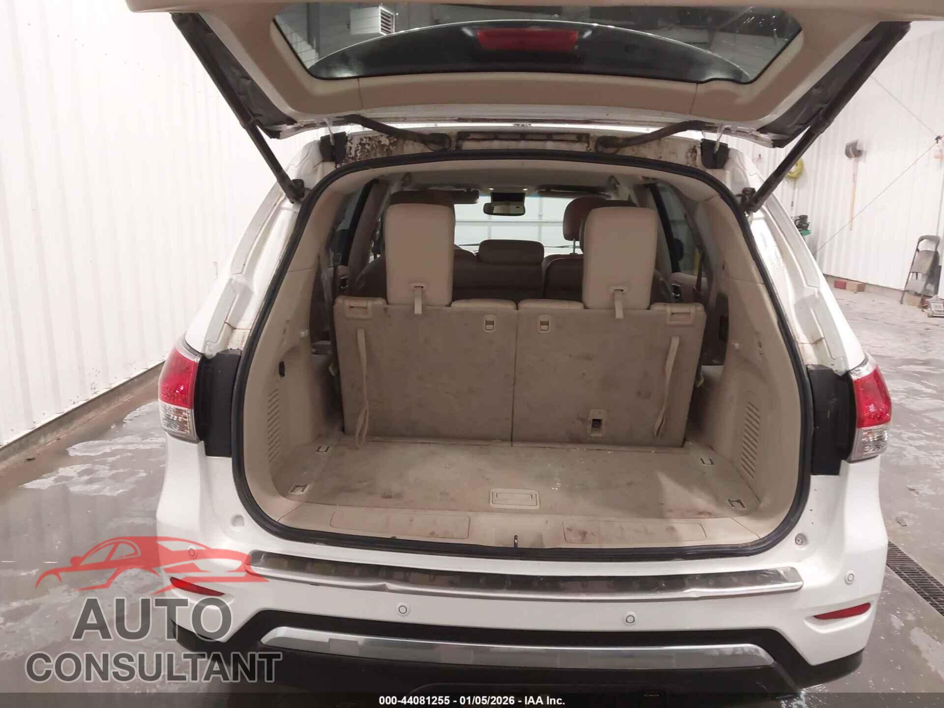 NISSAN PATHFINDER 2014 - 5N1AR2MMXEC701438