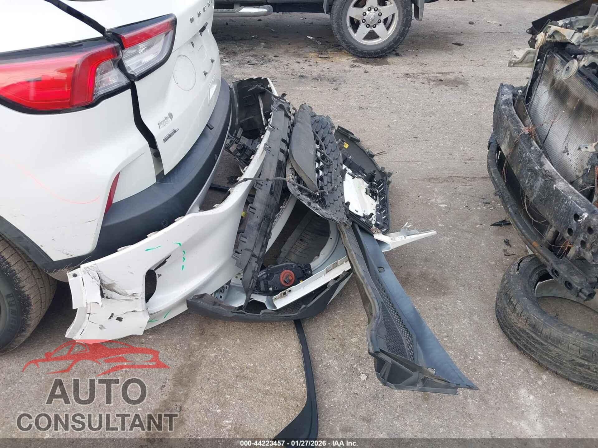 FORD ESCAPE 2020 - 1FMCU0H63LUA62446