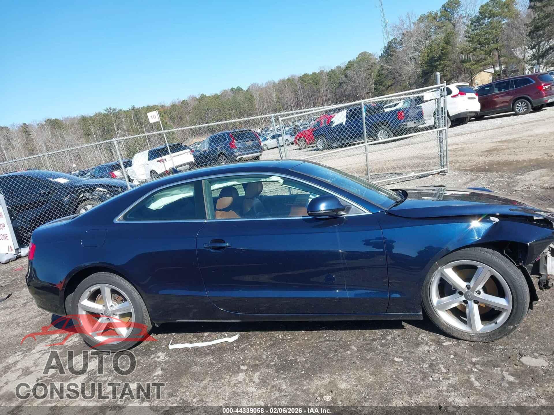 AUDI A5 2009 - WAUDK78T49A000722