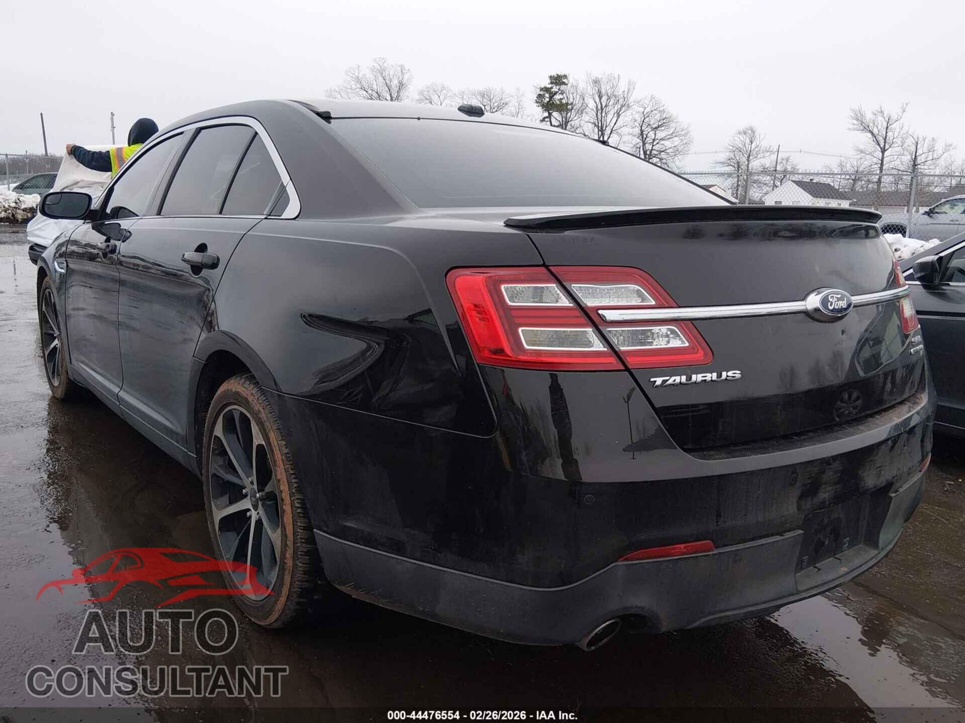 FORD TAURUS 2014 - 1FAHP2E83EG174237
