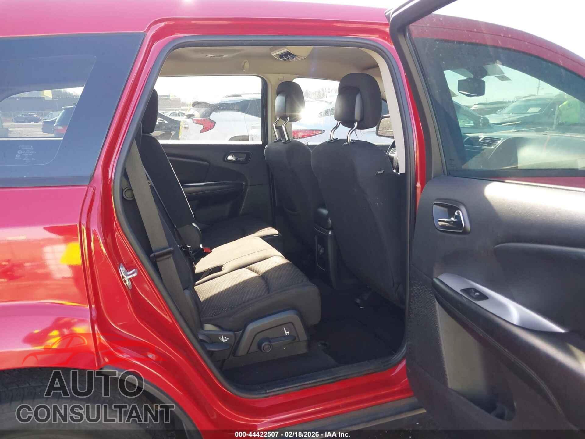 DODGE JOURNEY 2015 - 3C4PDCAB9FT557098